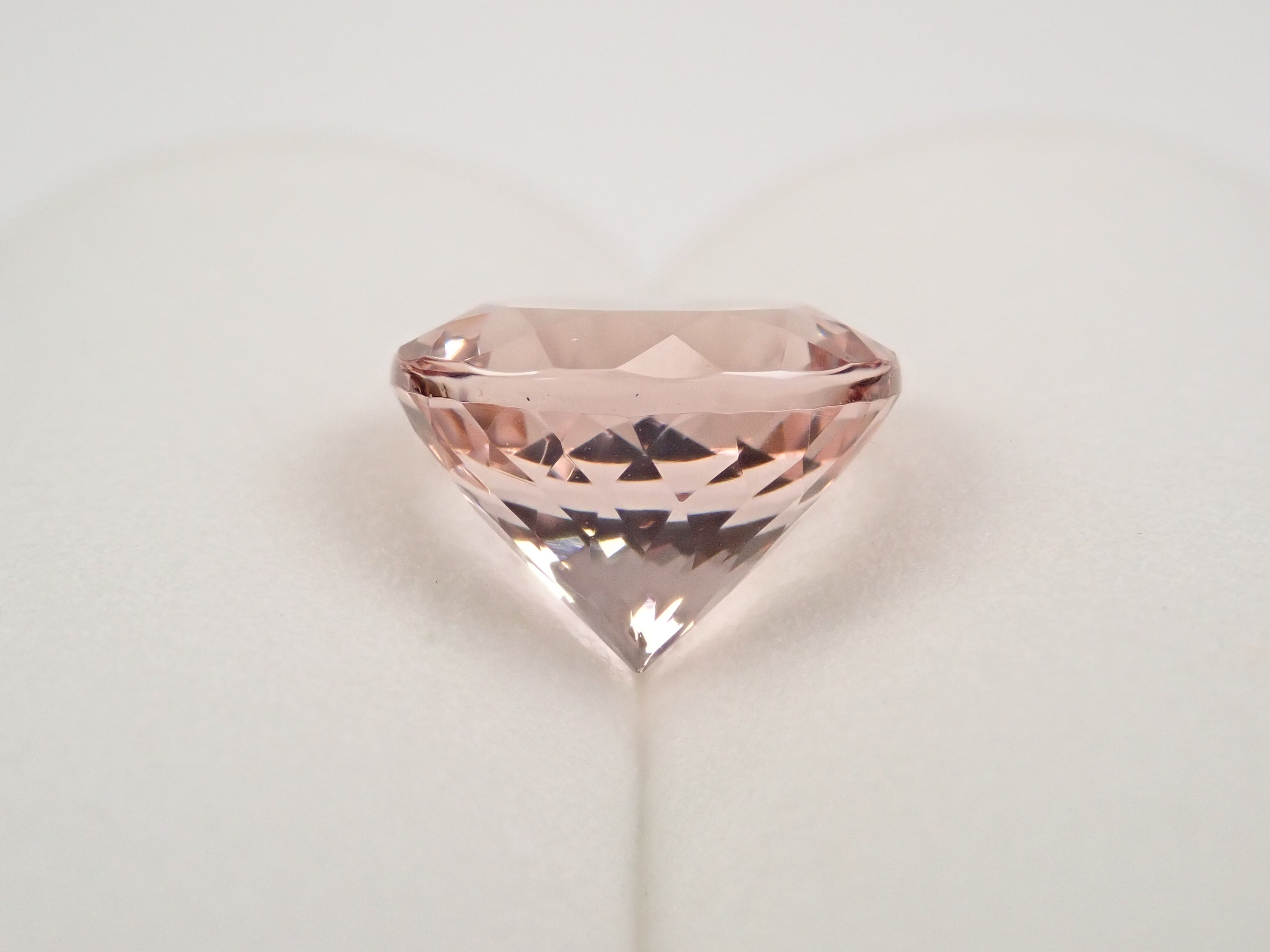 ブラジル産モルガナイト 5.181ctルース