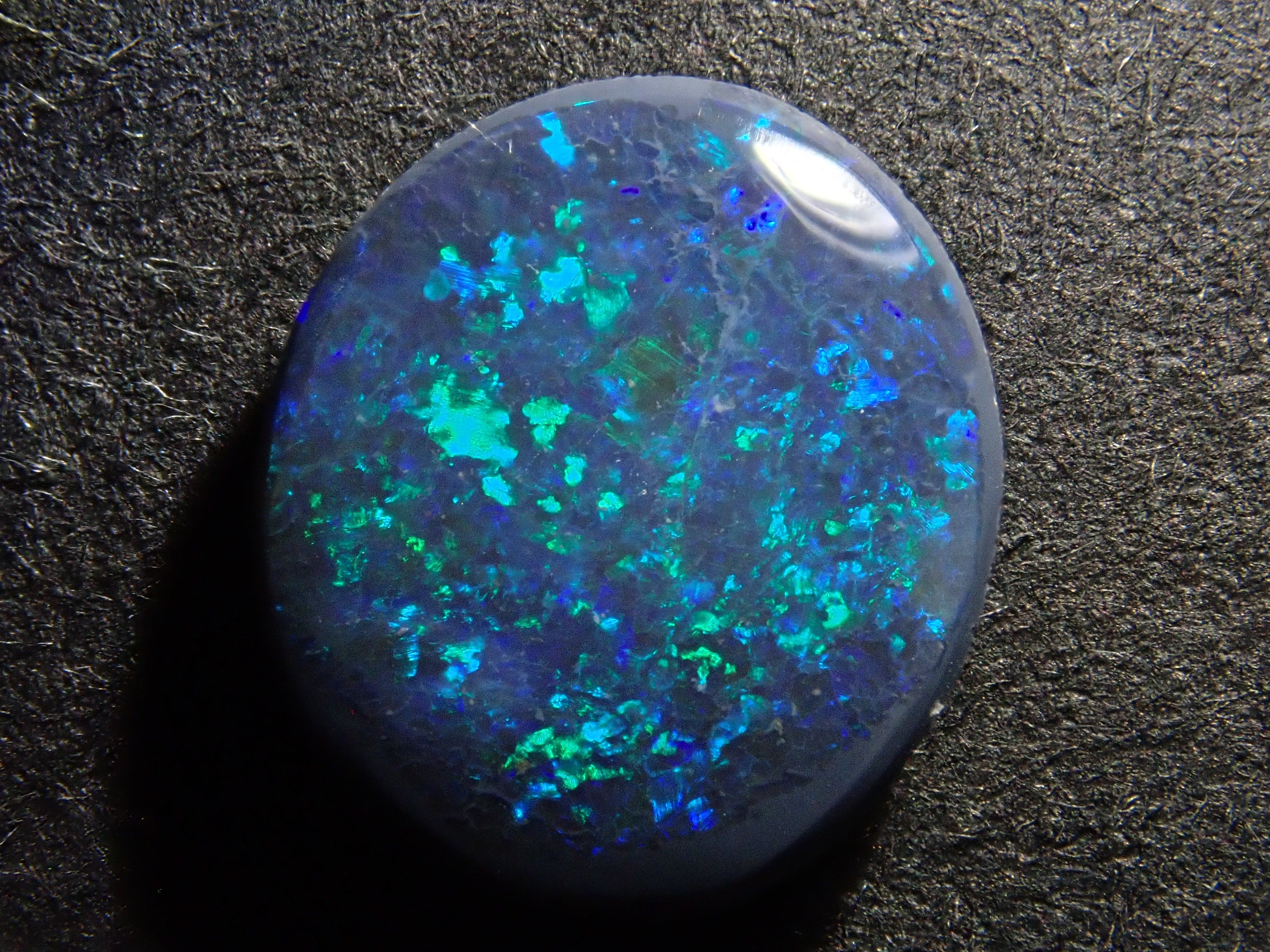 オーストラリア産ブラックオパール 1.168ctルース