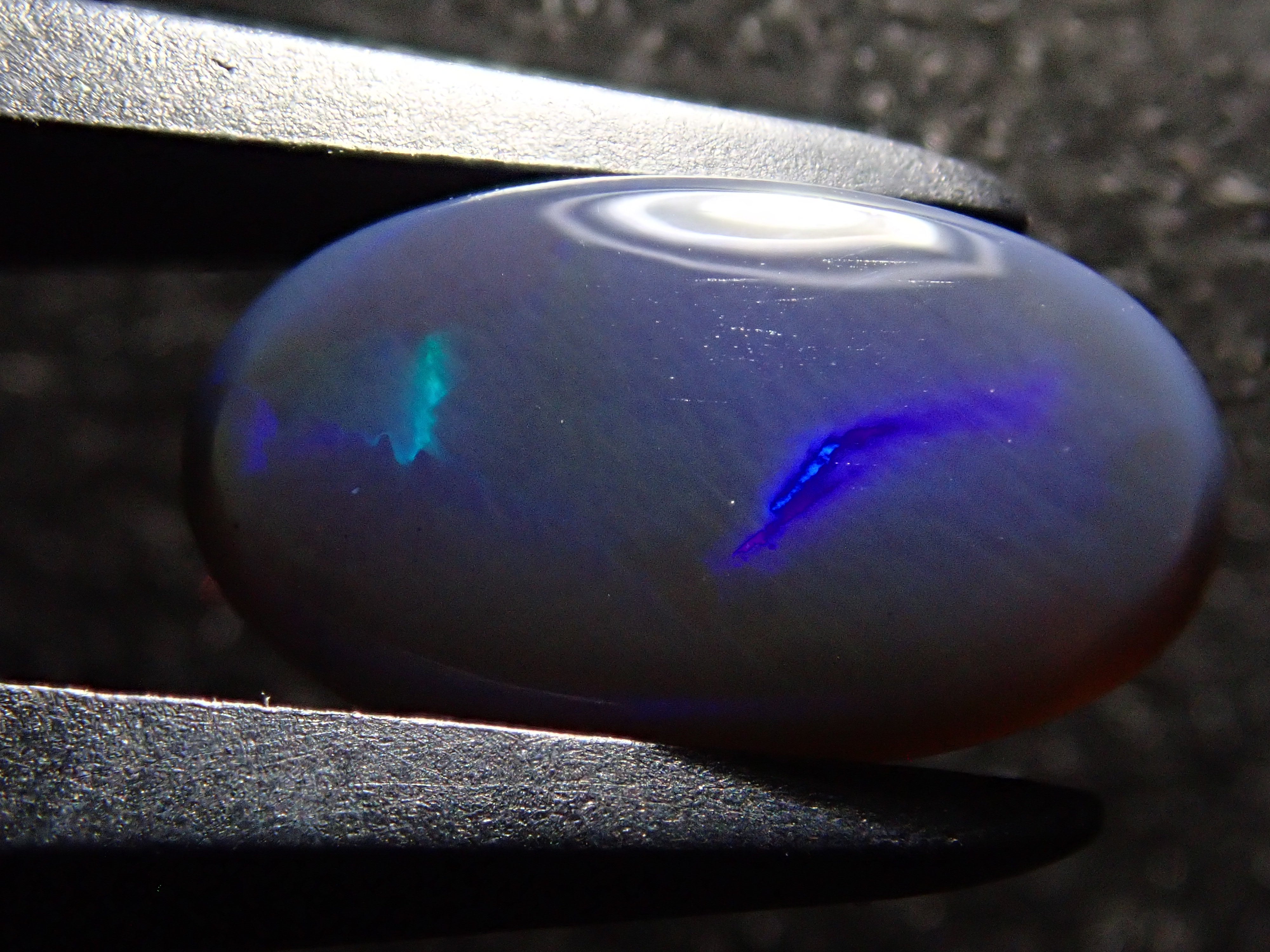 【12562528掲載】オーストラリア産ブラックオパール 1.539ctルース