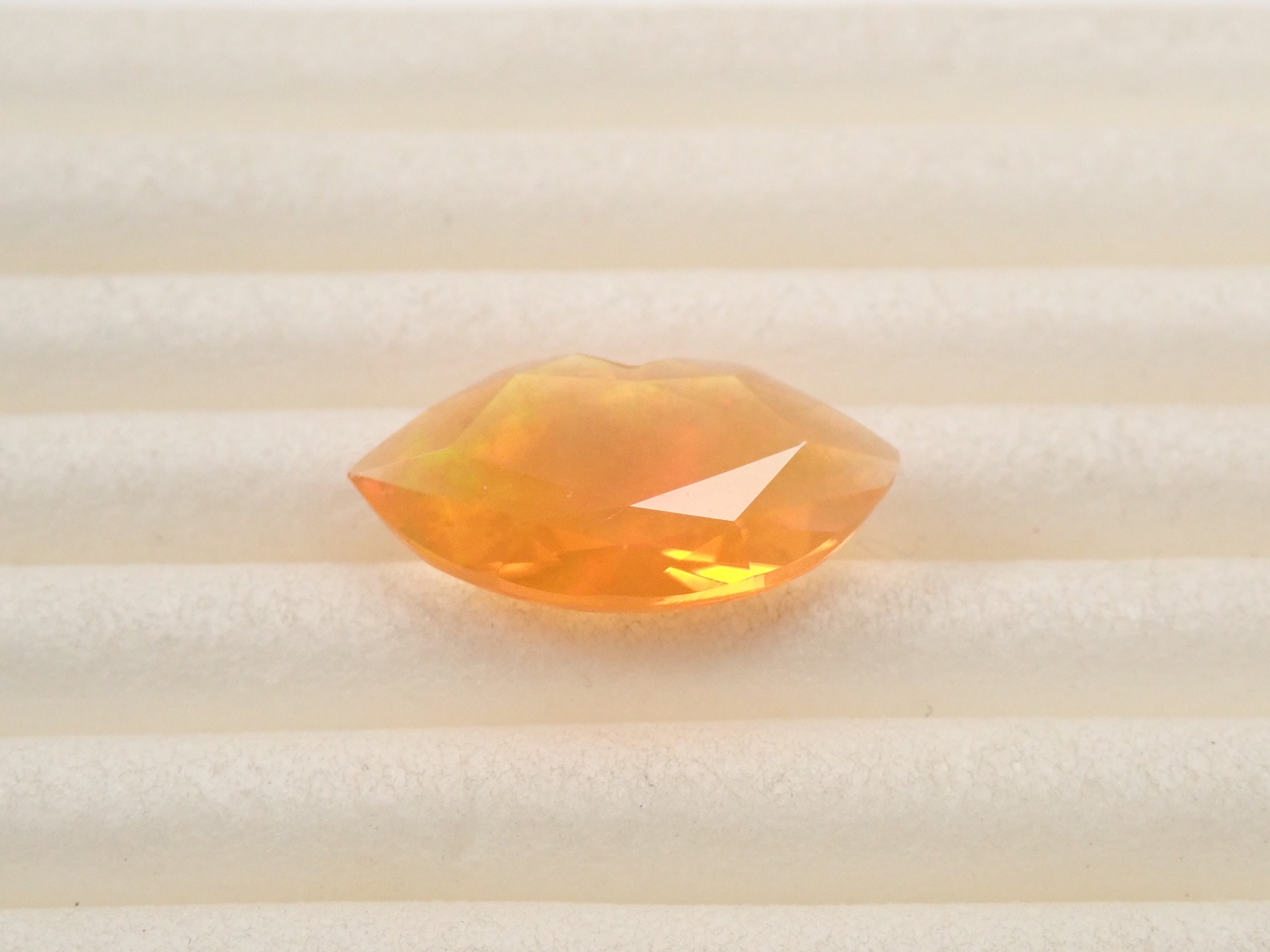 【12562397掲載】メキシコ産ファイアオパール 1.458ctルース