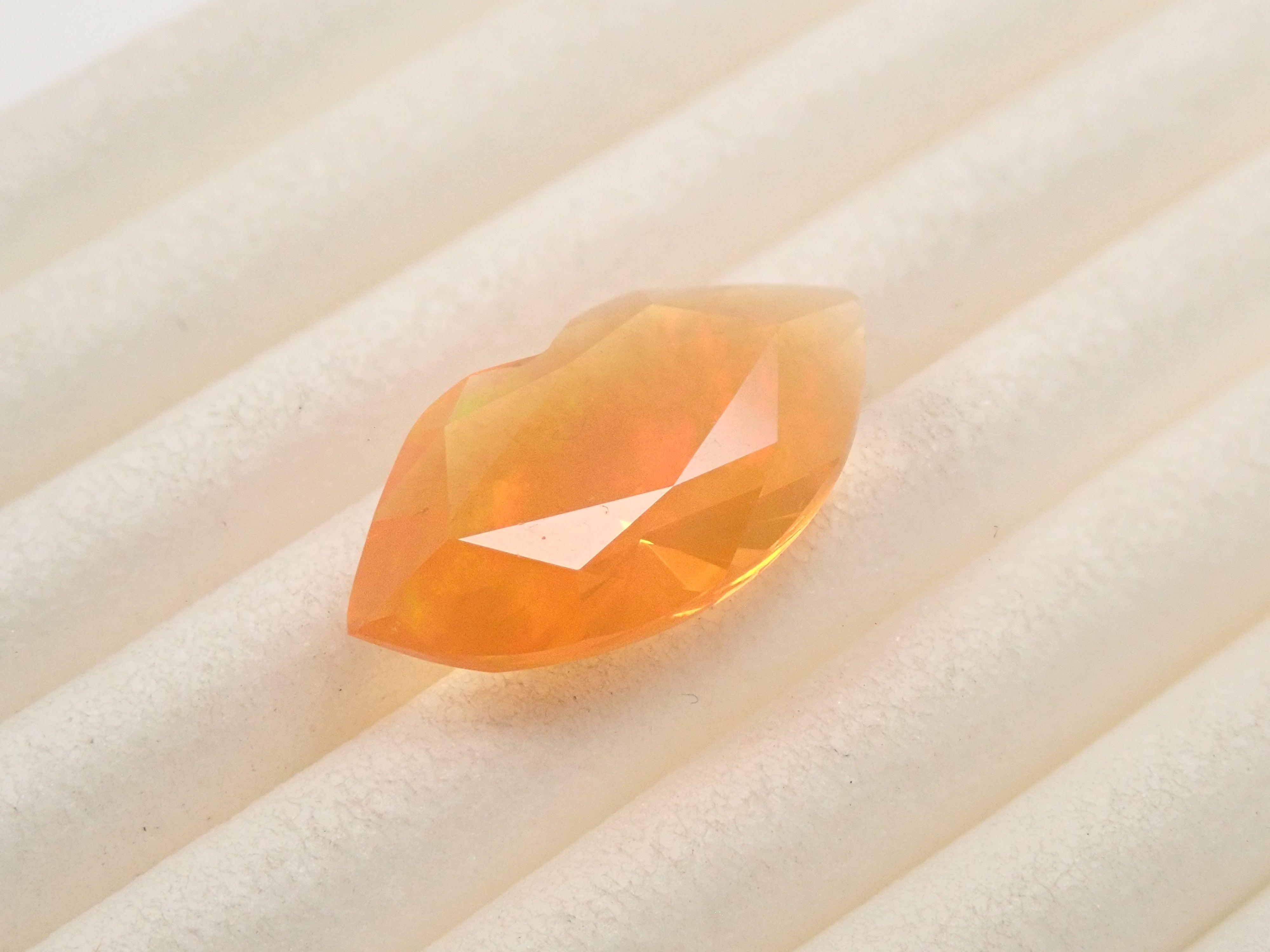 【12562397掲載】メキシコ産ファイアオパール 1.458ctルース