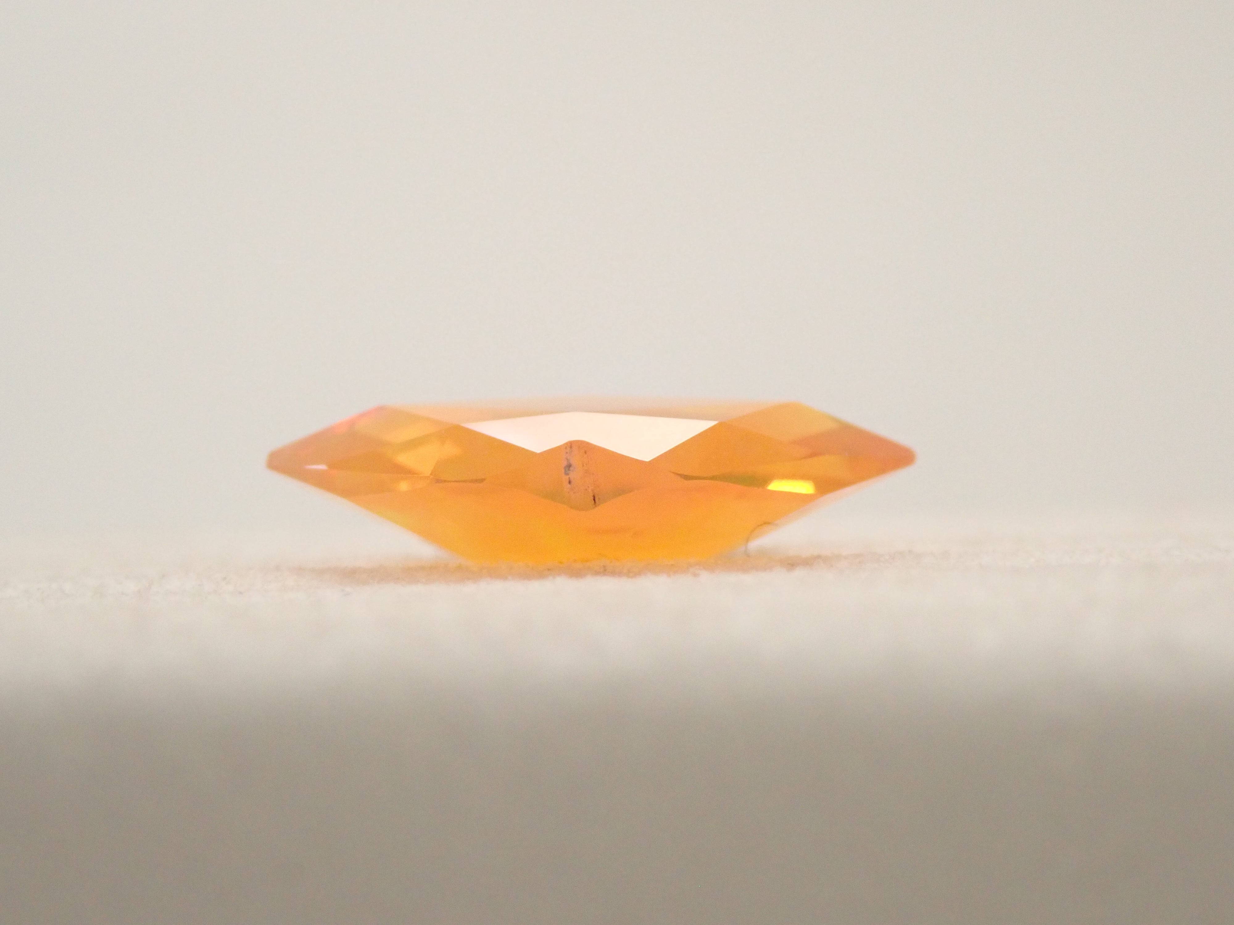 【12562397掲載】メキシコ産ファイアオパール 1.458ctルース