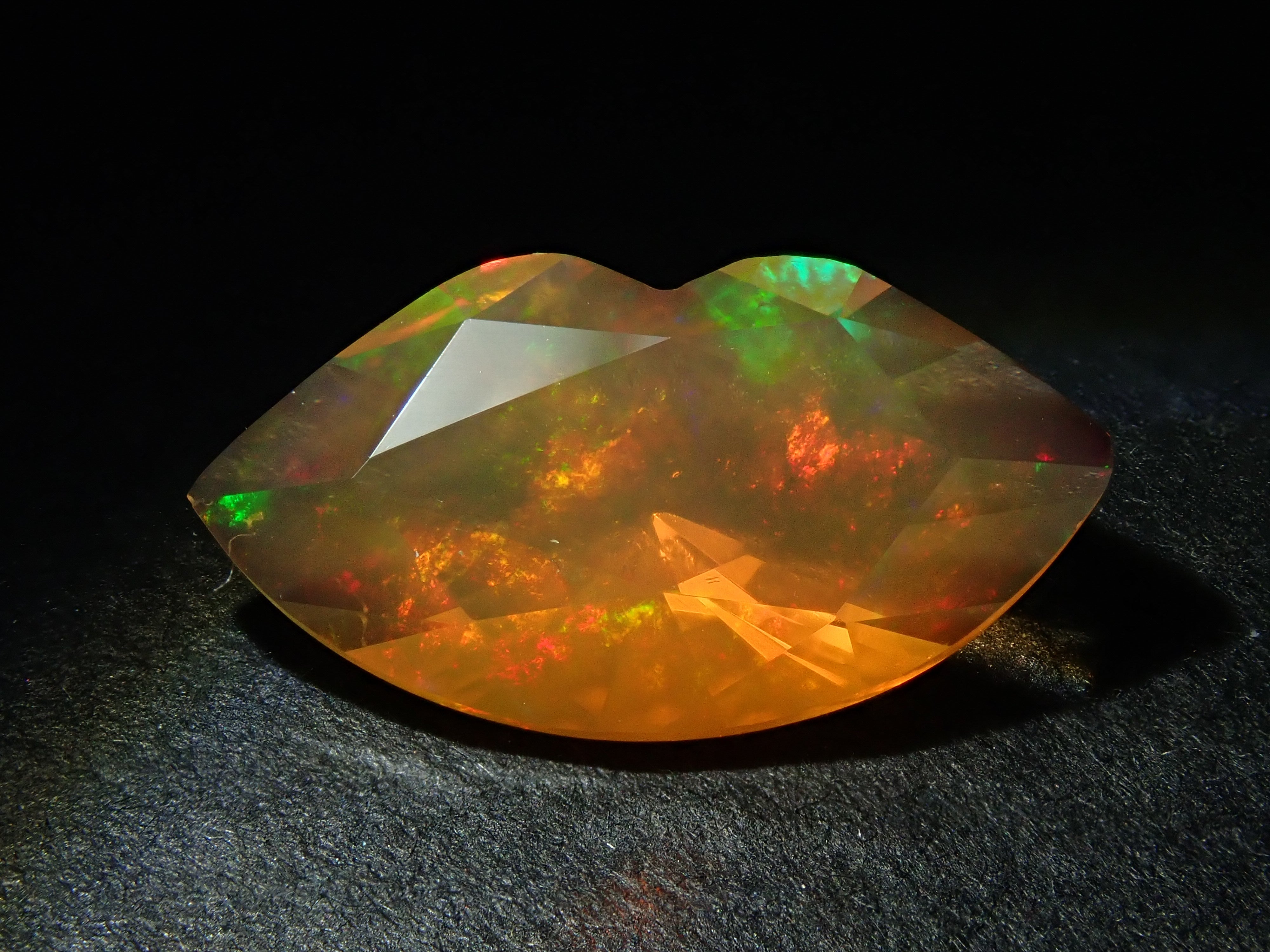 【12562397掲載】メキシコ産ファイアオパール 1.458ctルース