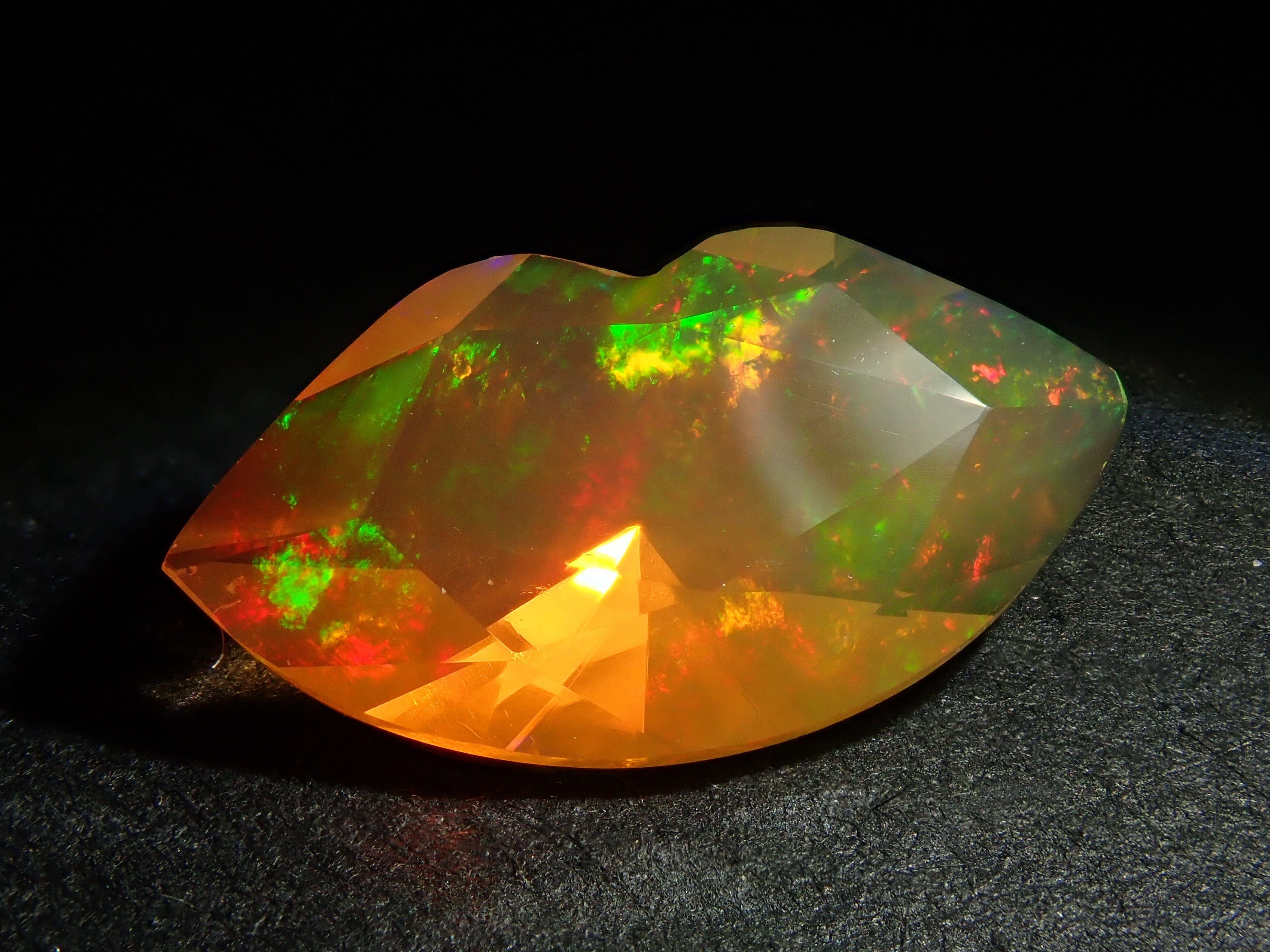 【12562397掲載】メキシコ産ファイアオパール 1.458ctルース