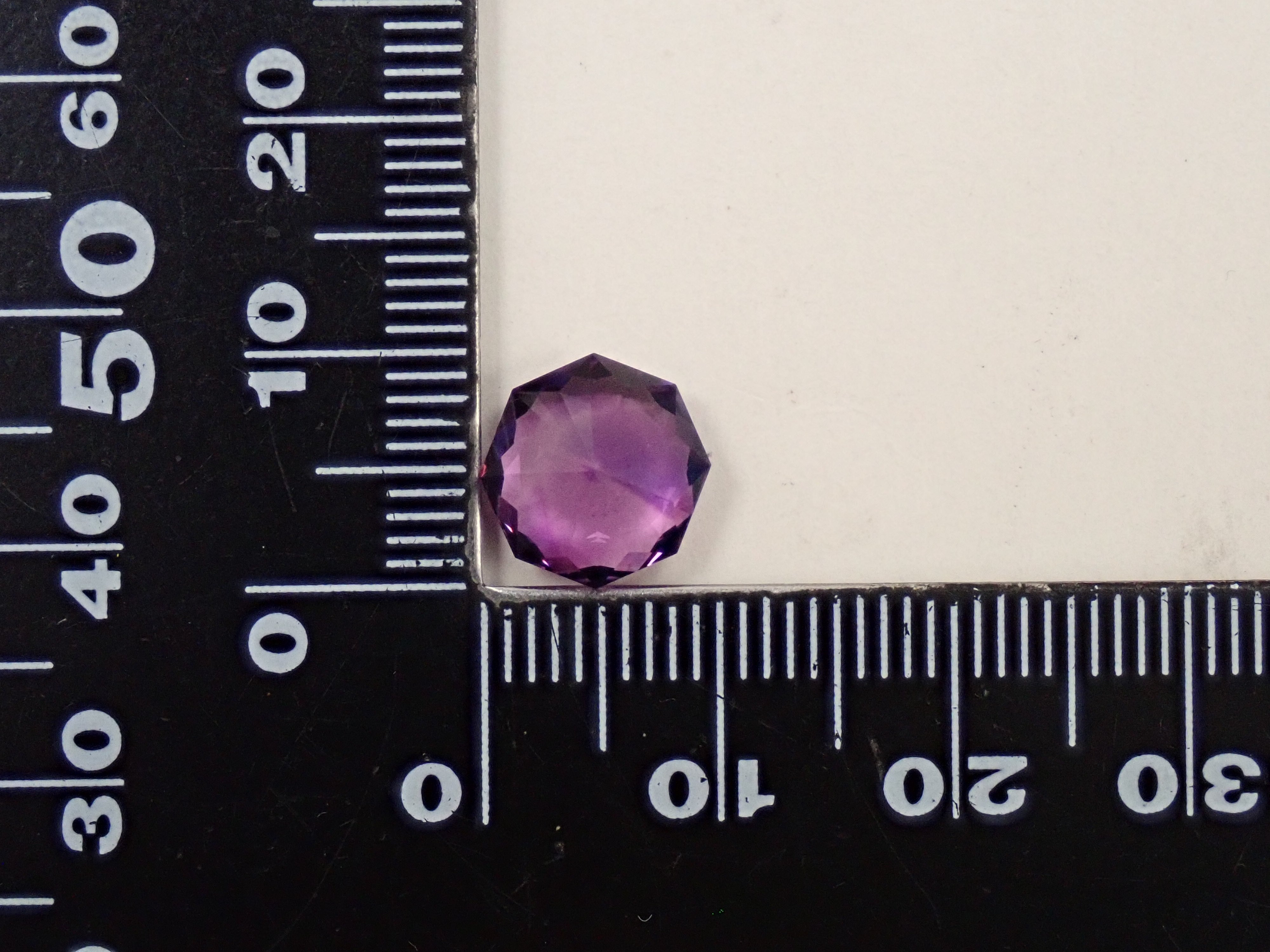 【12562113掲載】カラーシフトアメジスト 3.128ctルース