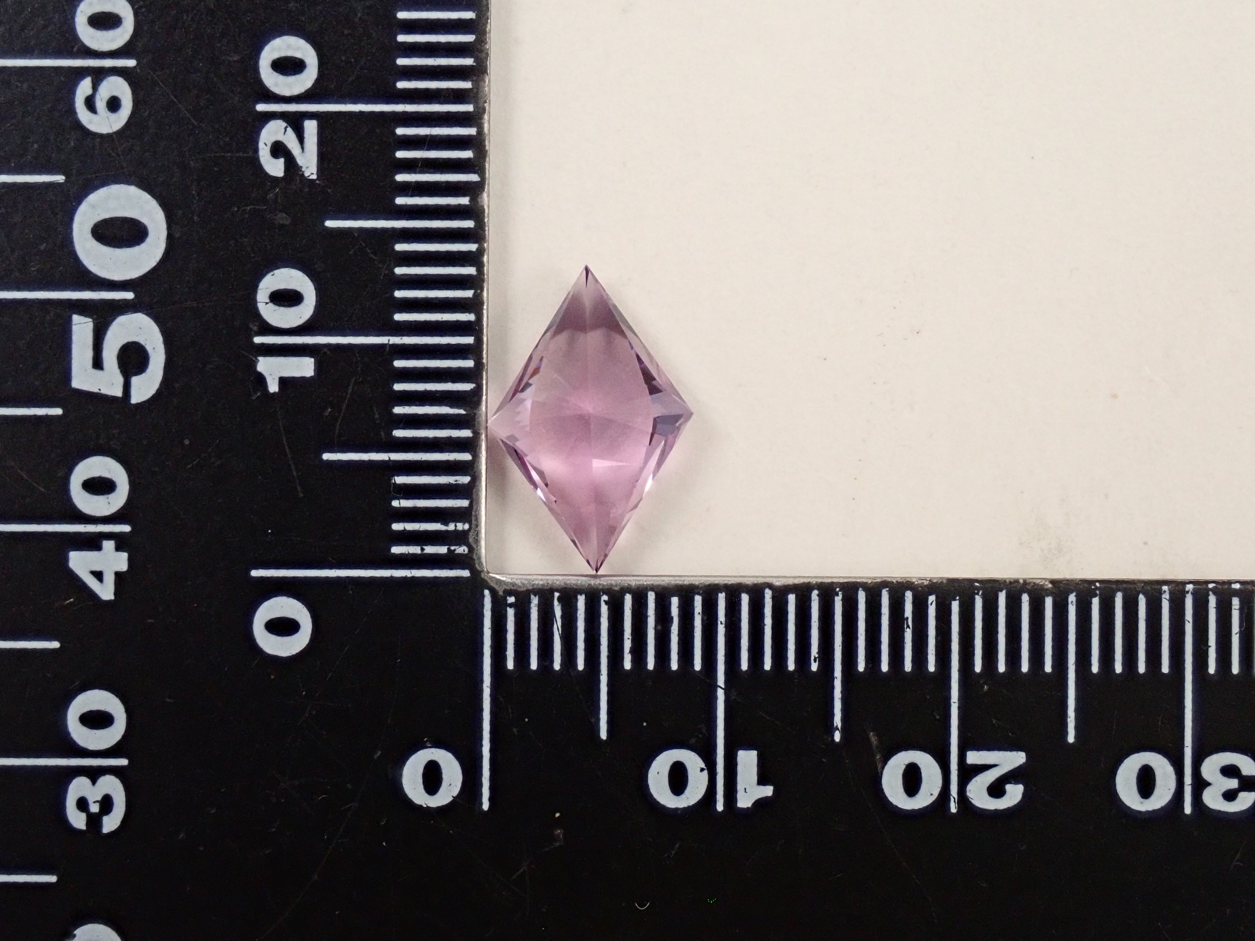【12562115掲載】ピンクアメジスト 2.545ctルース