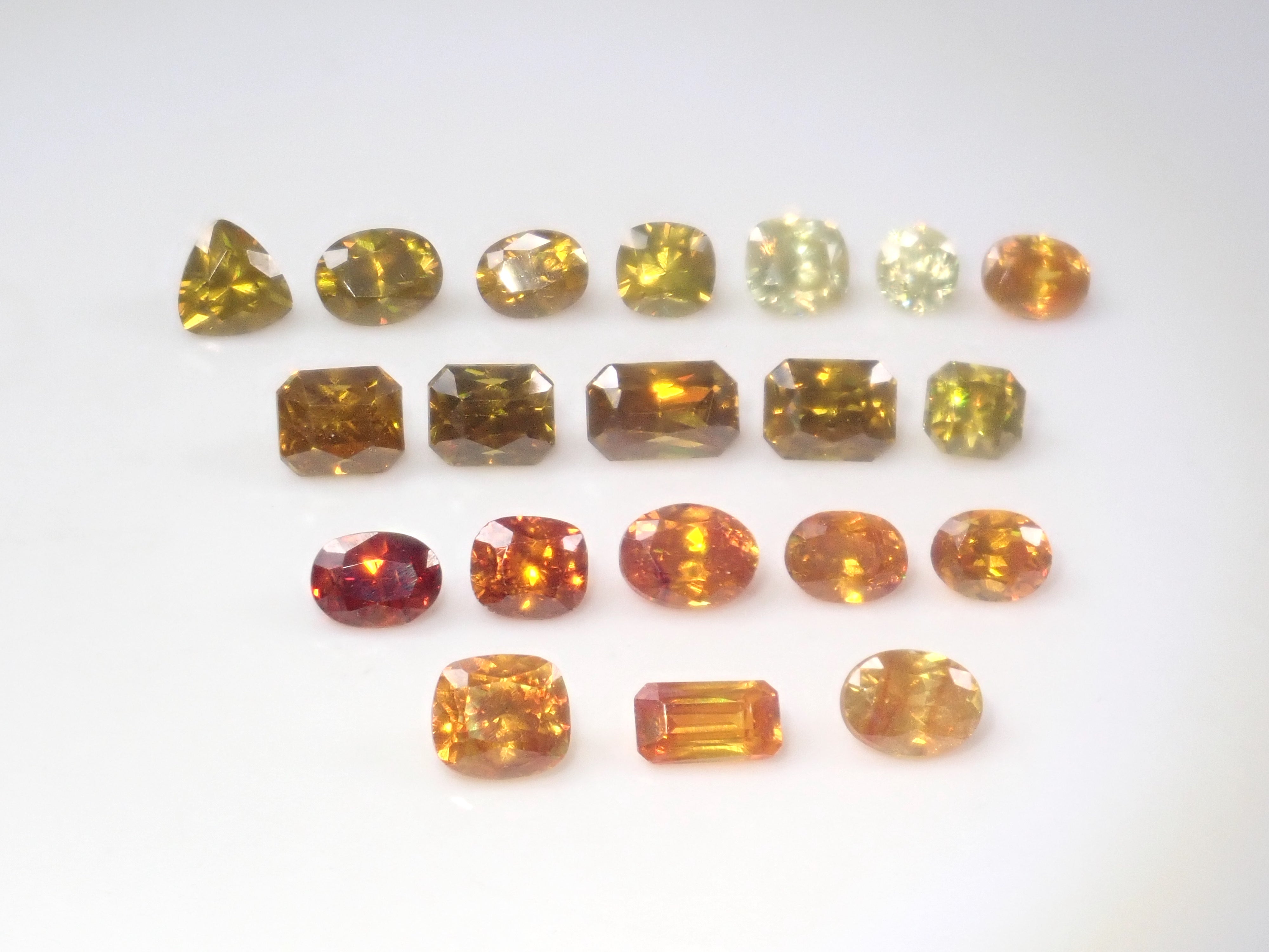 スペイン産スファレライト1石ルース（平均0.50ct）