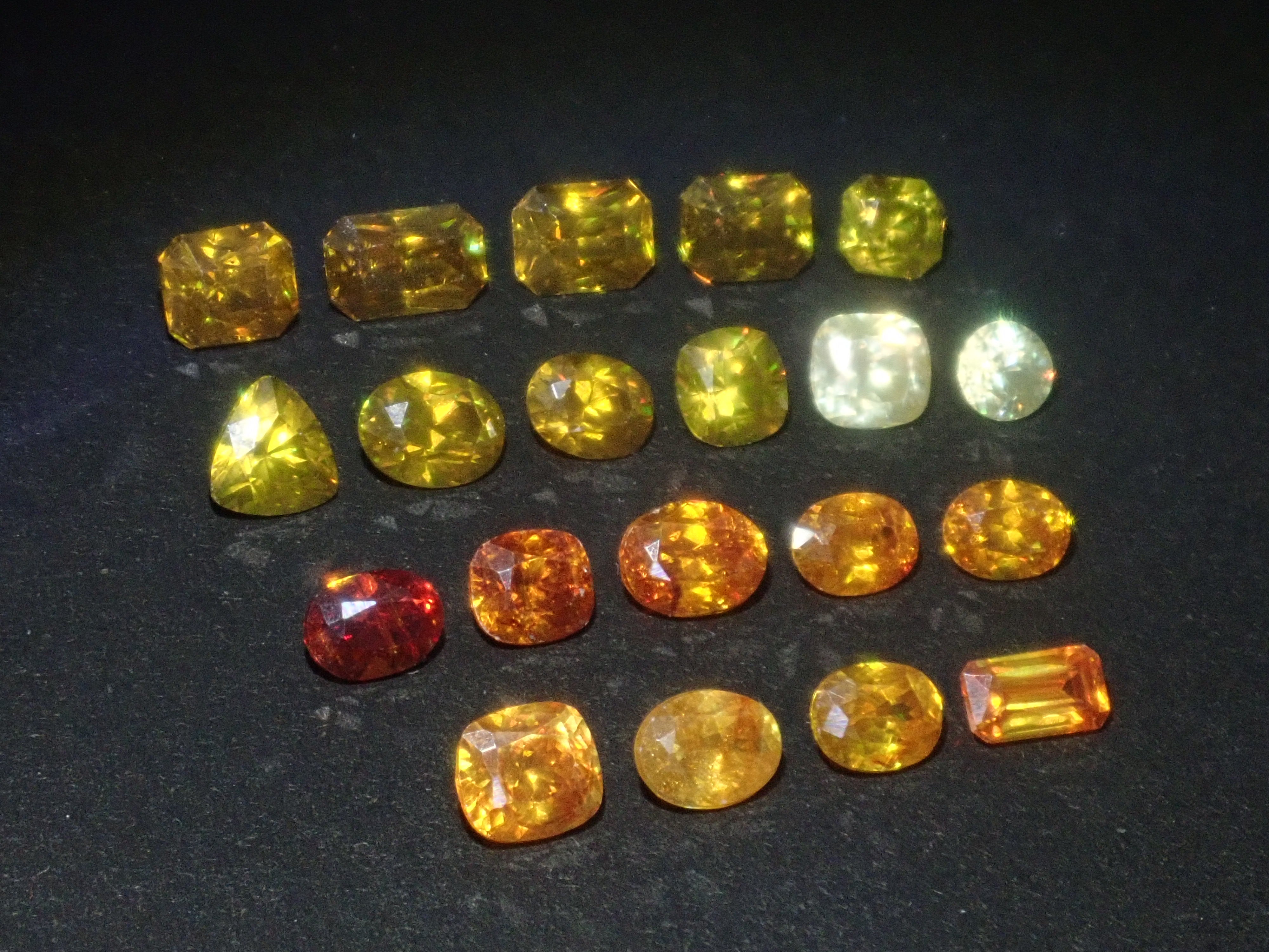 【3/29 22時販売】《限定20石》スペイン産スファレライト1石ルース（平均0.50ct）《複数購入割引有》