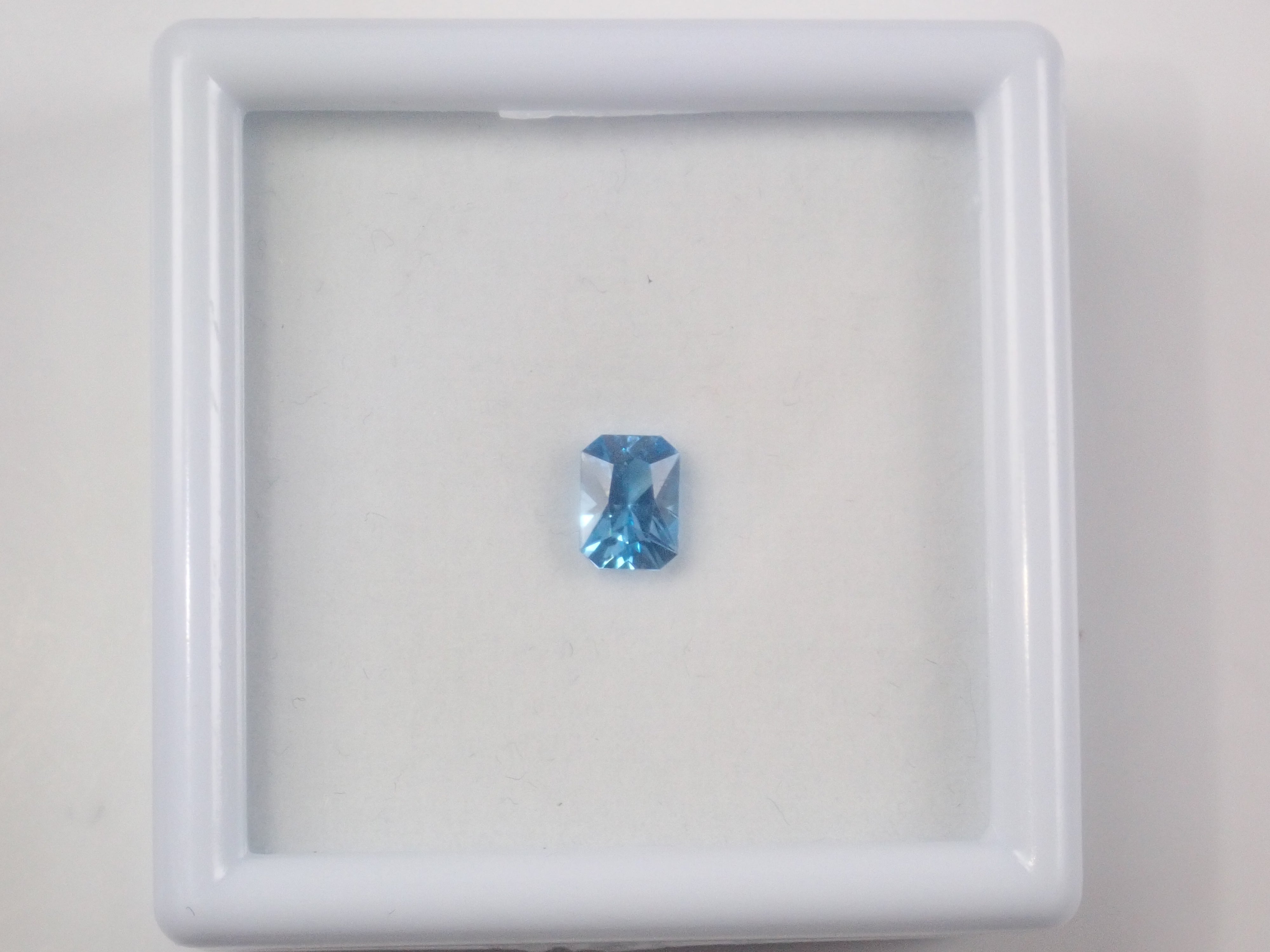 【3/20 22時販売】《数量限定・ポップアップ開催記念》お楽しみガチャ💎 レッドサファイア鑑別書付き・カメレオンダイヤモンド・インペリアルトパーズ・アレキサンドライト・サンジェ氏研磨などの宝石が当たる《複数購入割引有》　　　