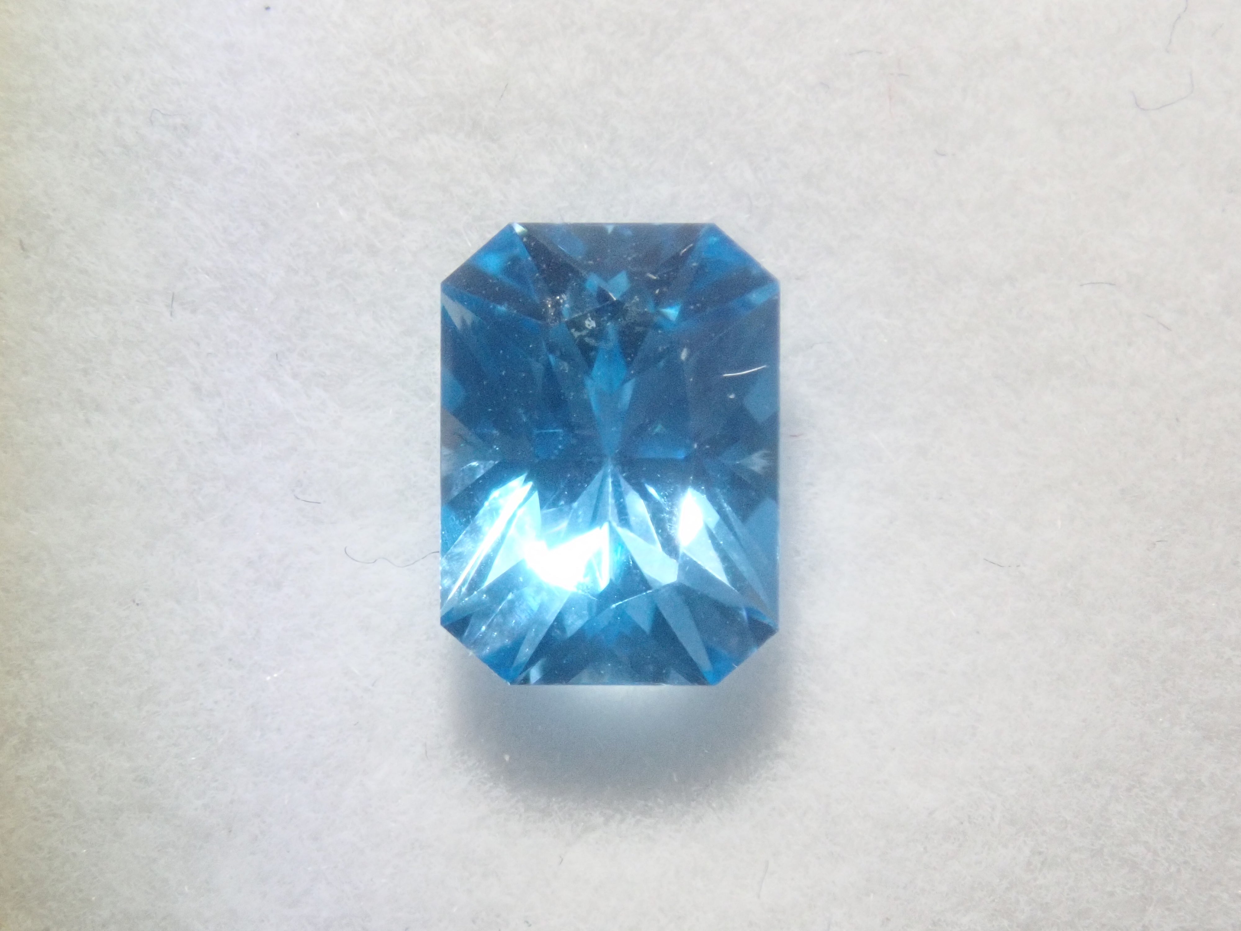 【3/20 22時販売】《数量限定・ポップアップ開催記念》お楽しみガチャ💎 レッドサファイア鑑別書付き・カメレオンダイヤモンド・インペリアルトパーズ・アレキサンドライト・サンジェ氏研磨などの宝石が当たる《複数購入割引有》　　　