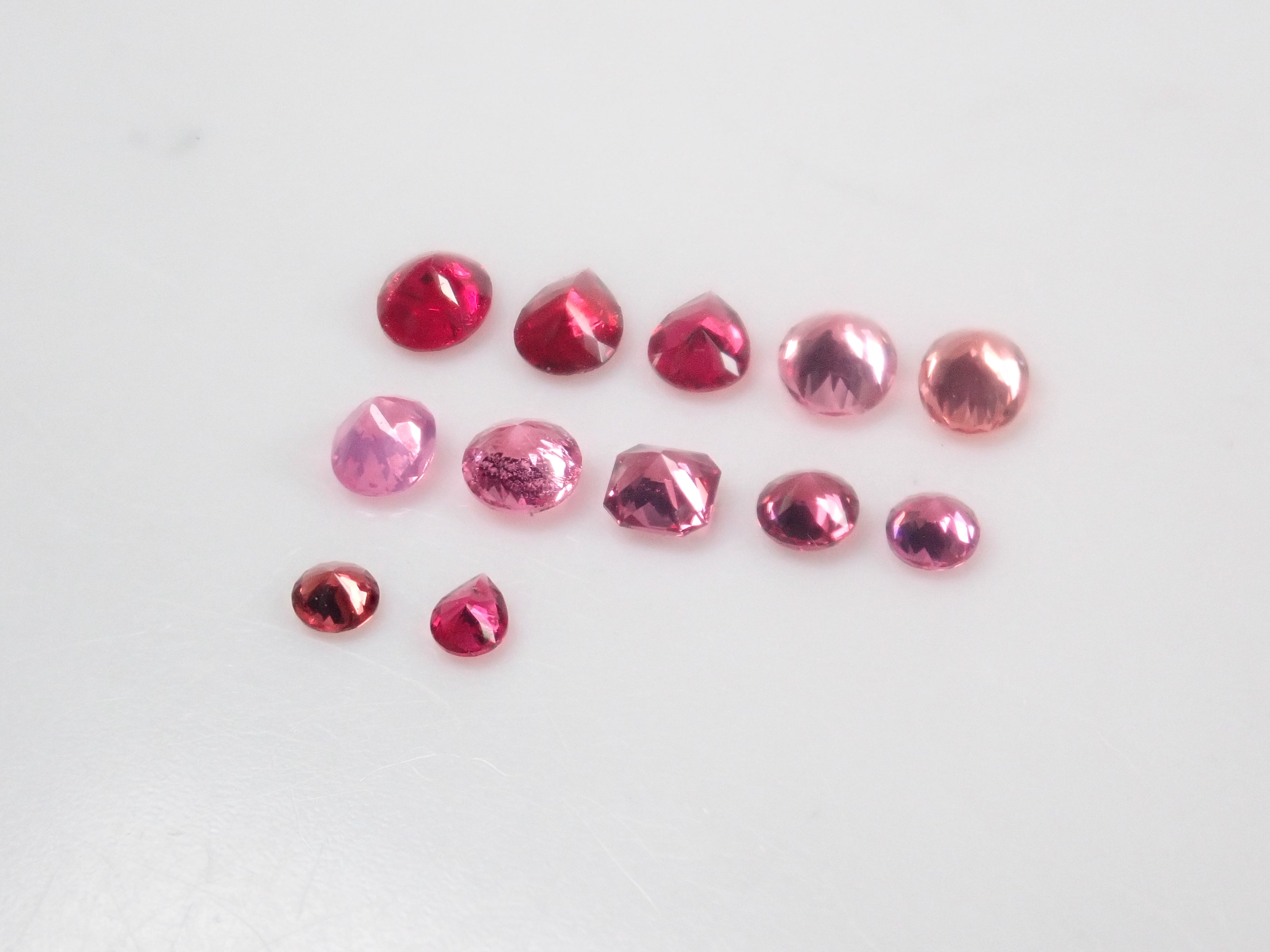 【3/29 22時販売】サンジェ氏カットのスピネル（シルキーピンク、ホットピンク、レッドスピネル、パパラチアカラーなど）1石ルース《複数購入割引有》