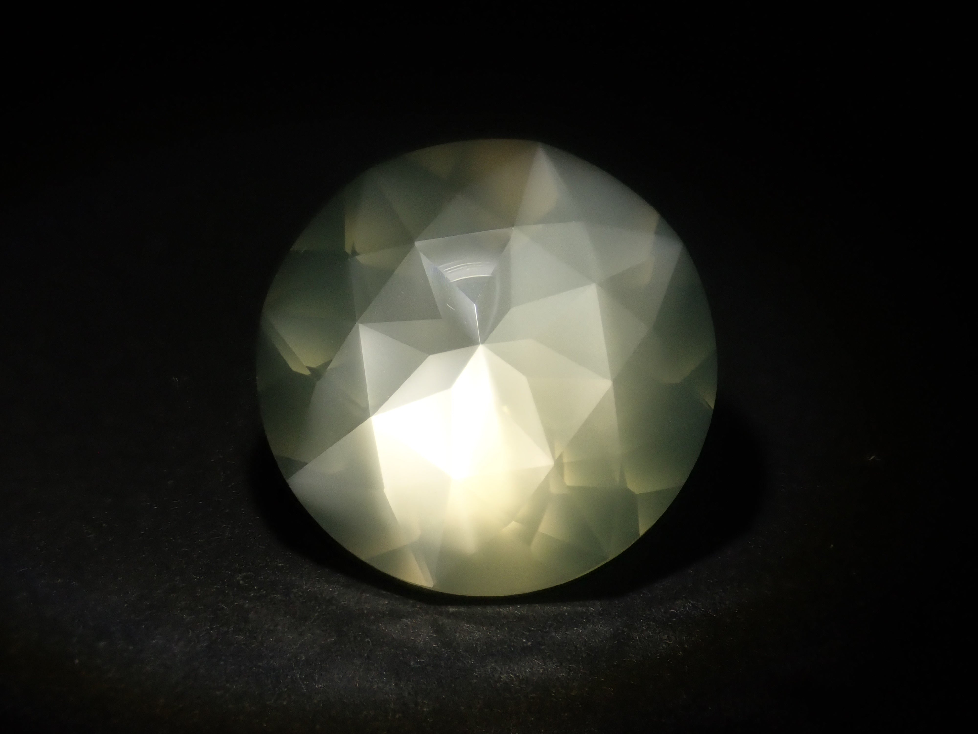 【3/29  22時販売】《限定11石》通常55,800円のダンデライオンカット15mmや＆カメリアカット19mm含むビッグジェムガチャ💎《複数購入割引有》