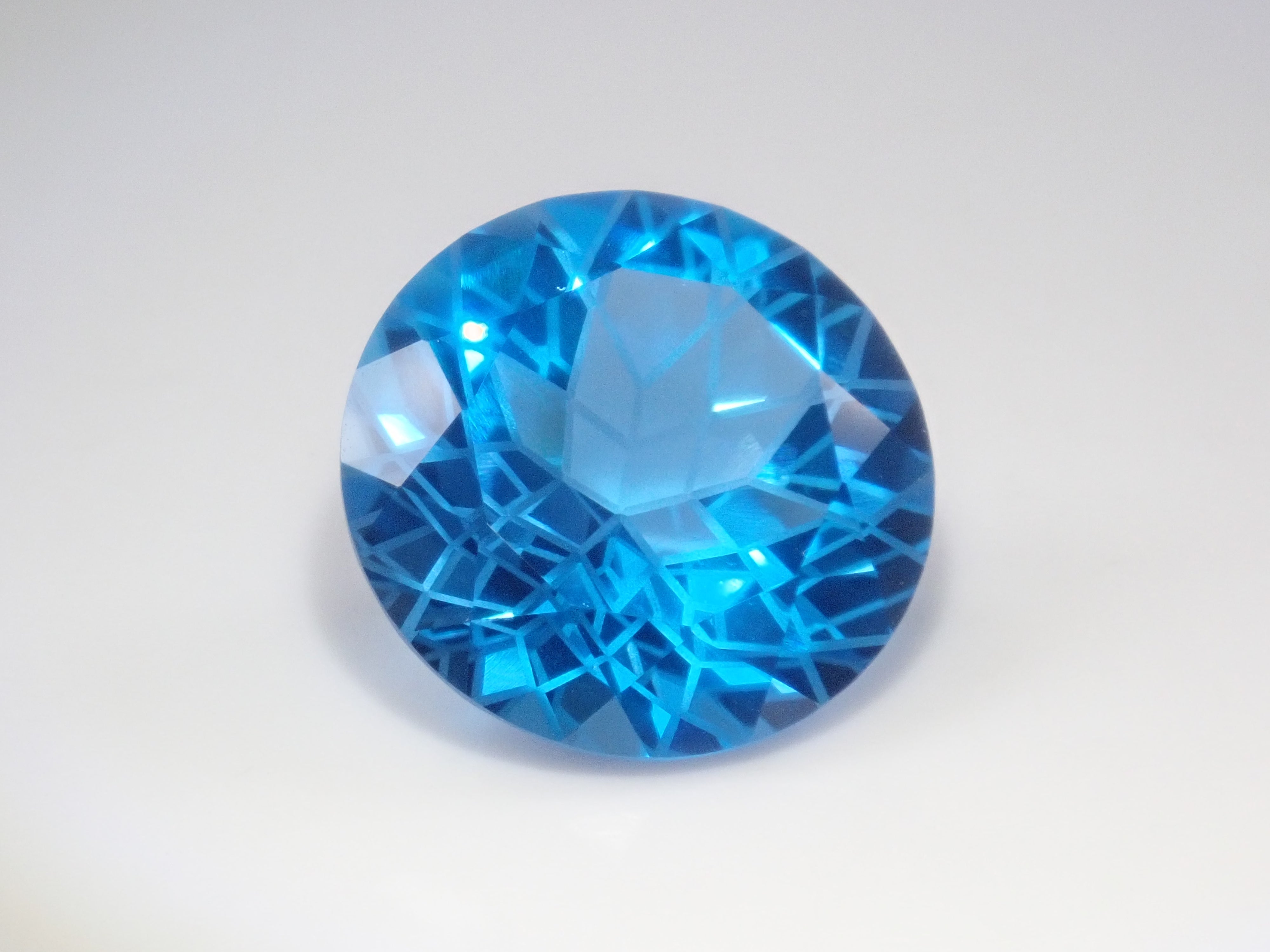 【3/29  22時販売】《限定11石》通常55,800円のダンデライオンカット15mmや＆カメリアカット19mm含むビッグジェムガチャ💎《複数購入割引有》