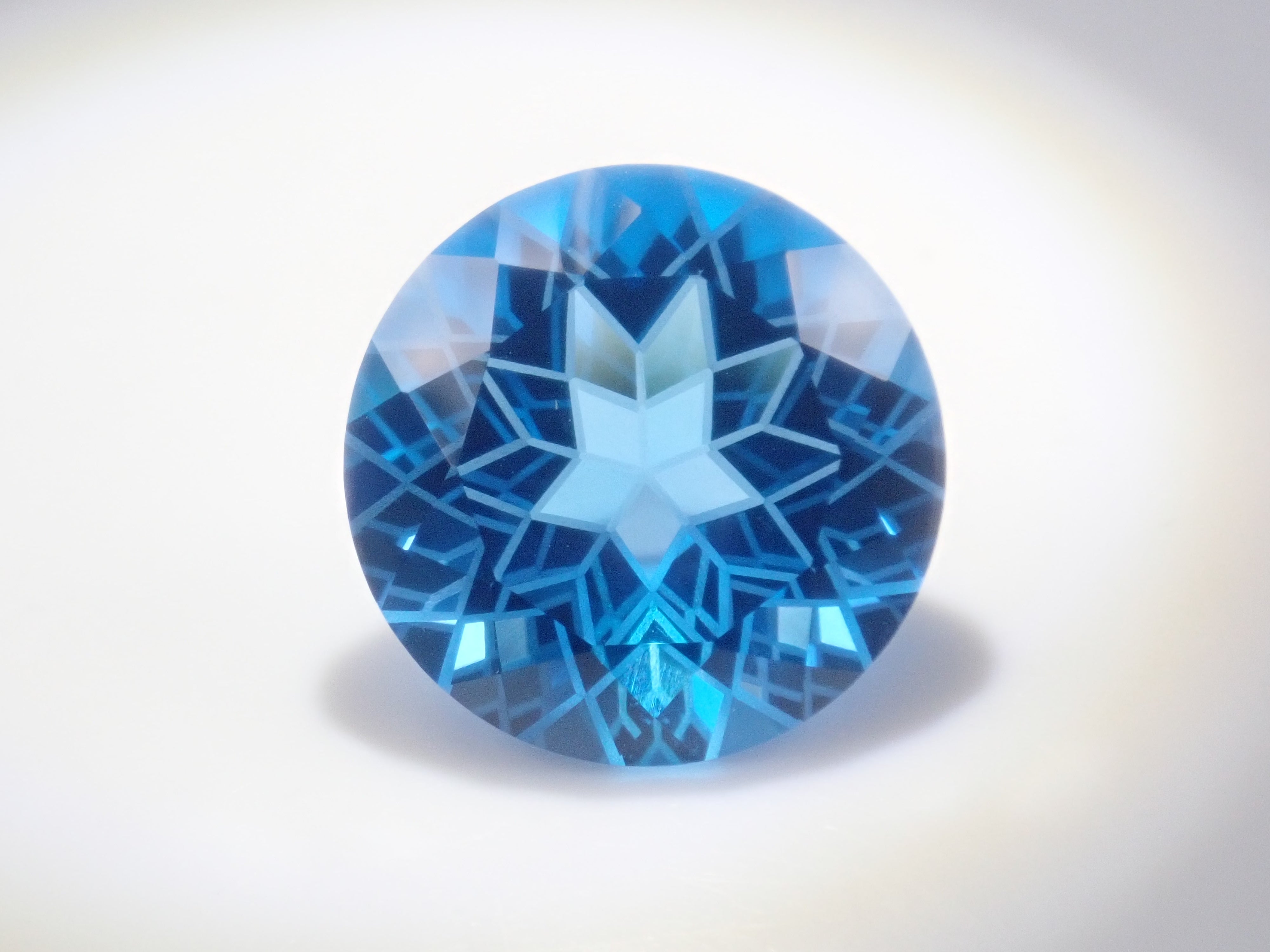 【3/29  22時販売】《限定11石》通常55,800円のダンデライオンカット15mmや＆カメリアカット19mm含むビッグジェムガチャ💎《複数購入割引有》