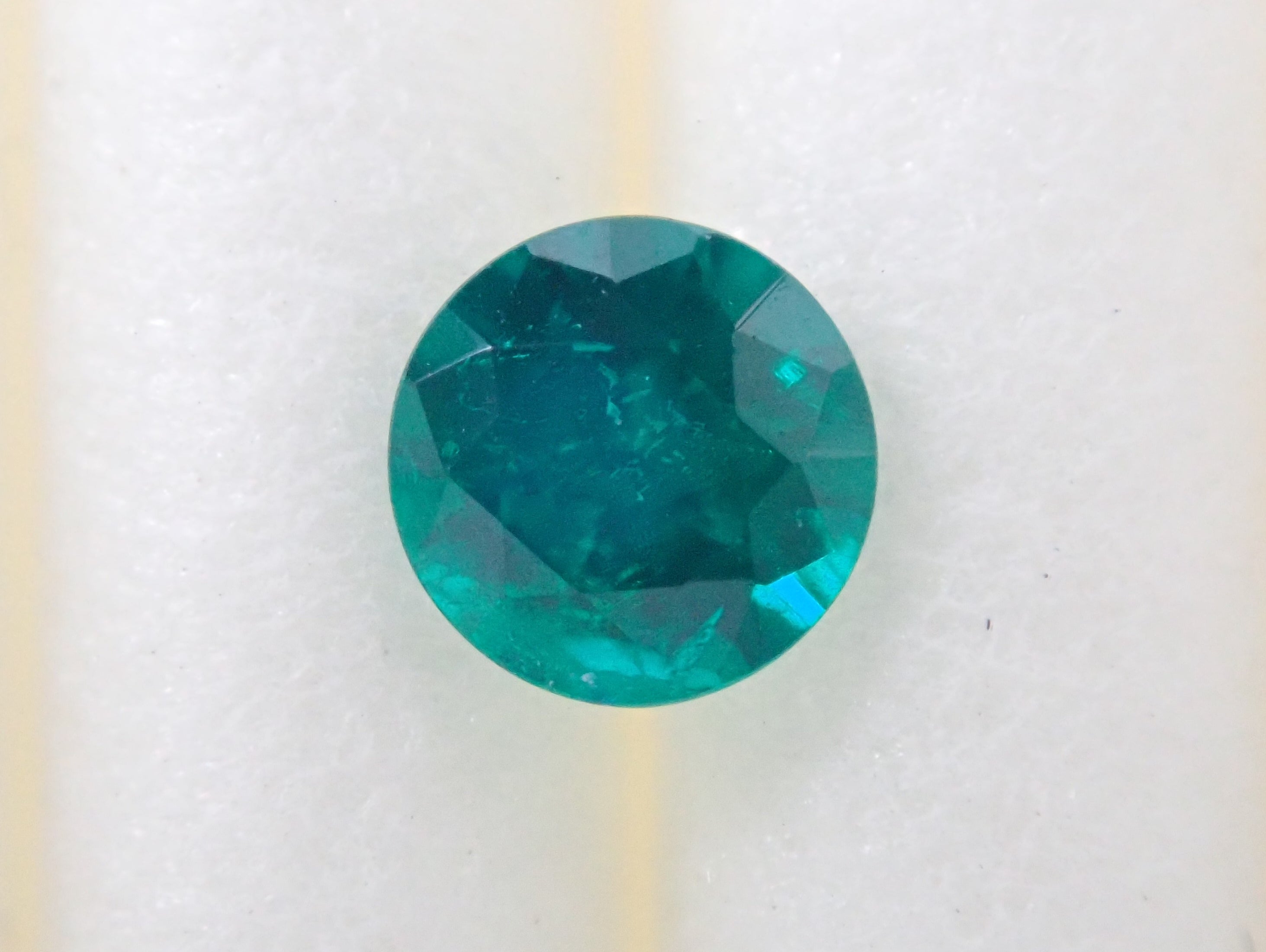 《Yurakucho Marui 2024112 takeout》Namibian Dioptase 3.2mm/0.123ct loose stone