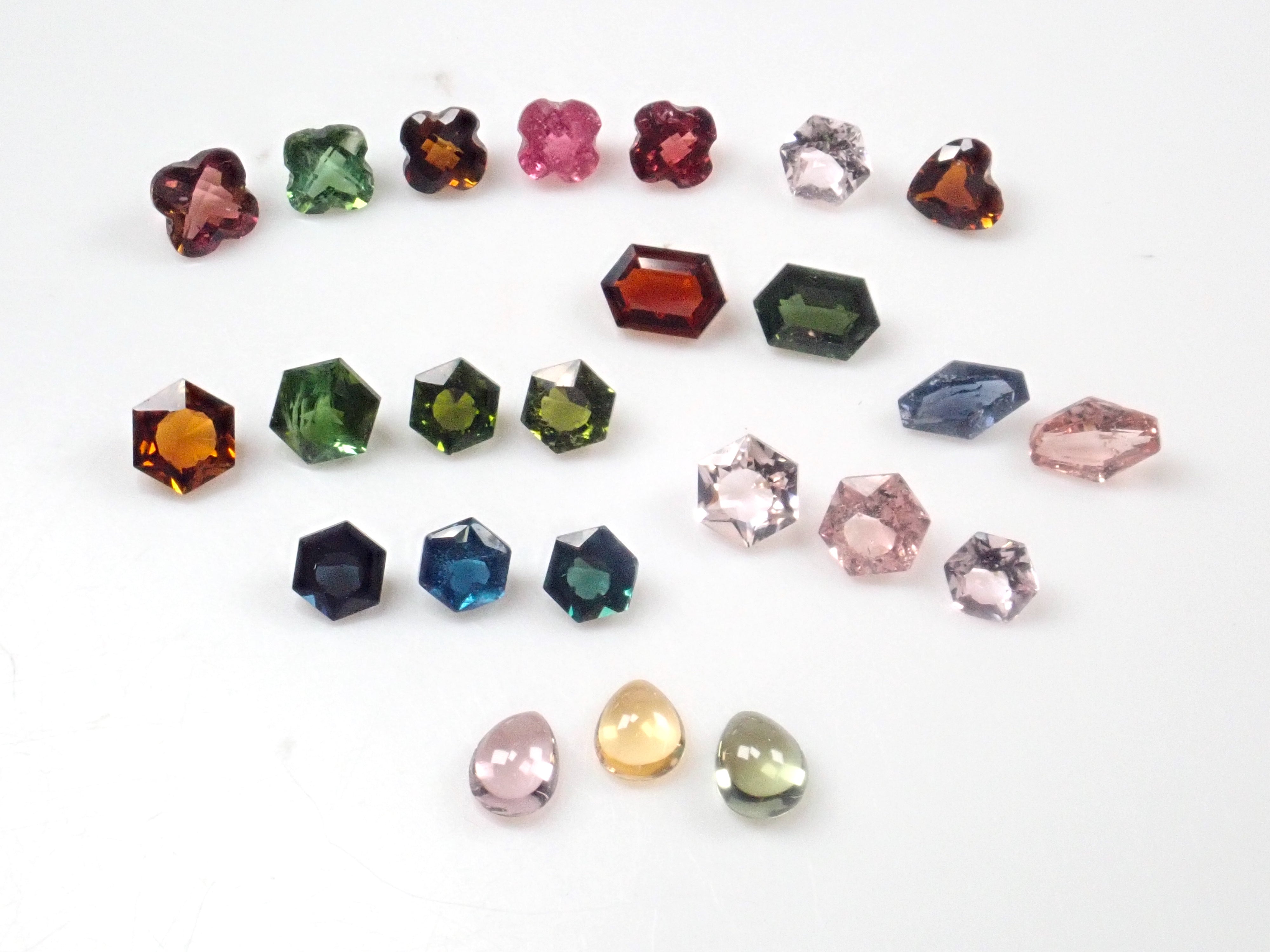 [Limited to 24 stones] Tourmaline Gacha💎Indigolite tourmaline, clover cut, and other single loose stones {Multiple purchase discounts available}