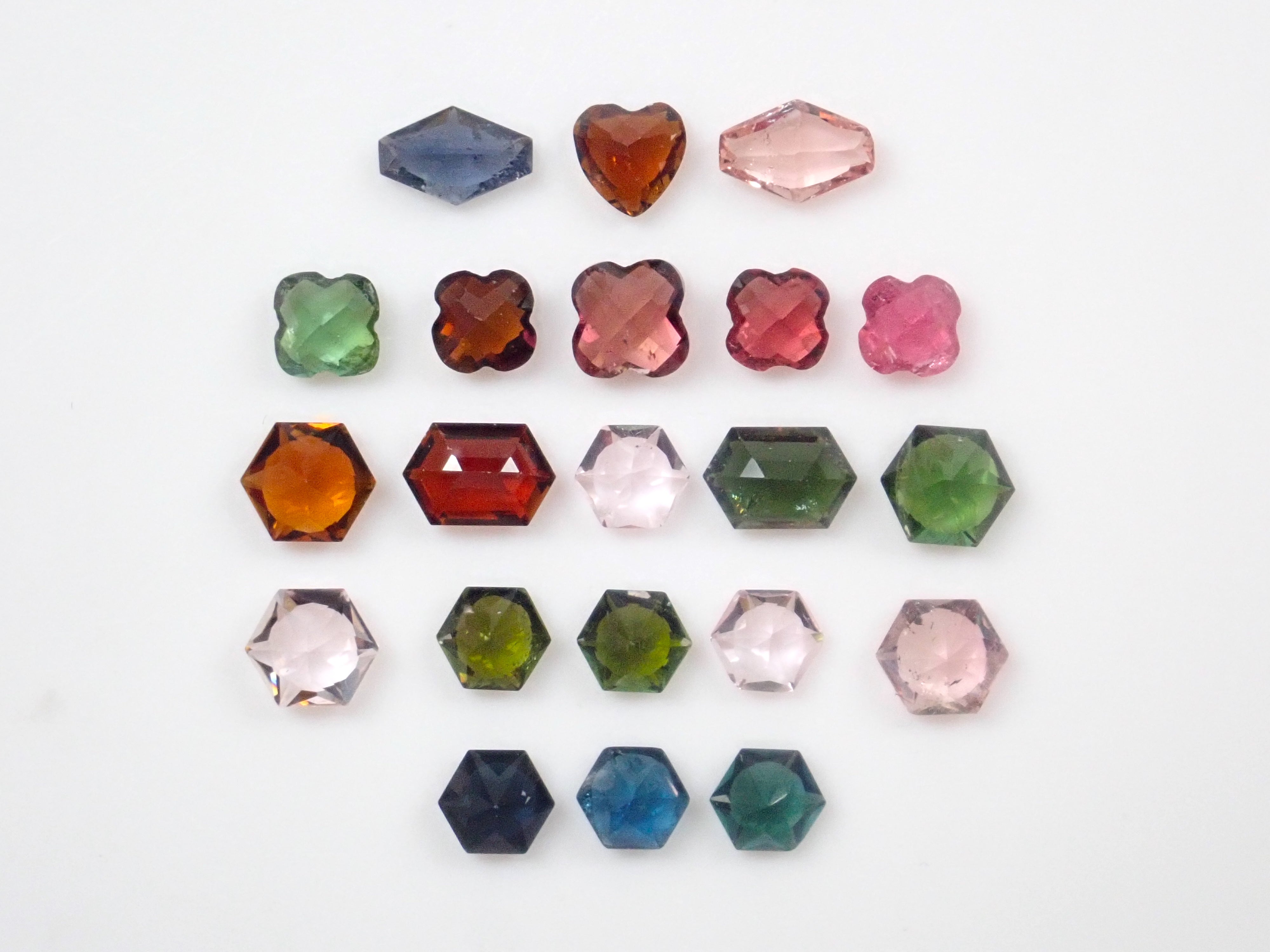 [Limited to 24 stones] Tourmaline Gacha💎Indigolite tourmaline, clover cut, and other single loose stones {Multiple purchase discounts available}