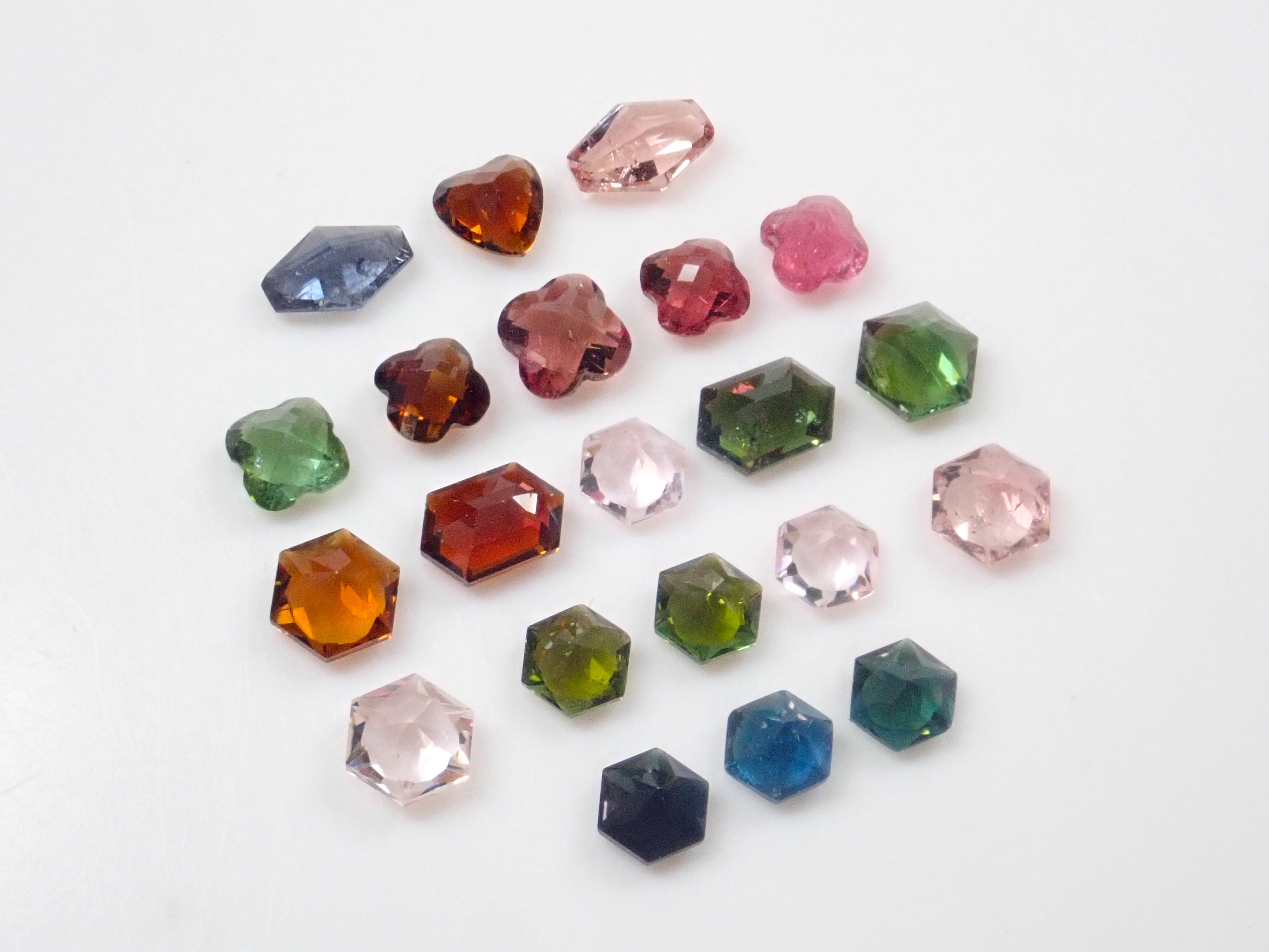 [Limited to 24 stones] Tourmaline Gacha💎Indigolite tourmaline, clover cut, and other single loose stones {Multiple purchase discounts available}