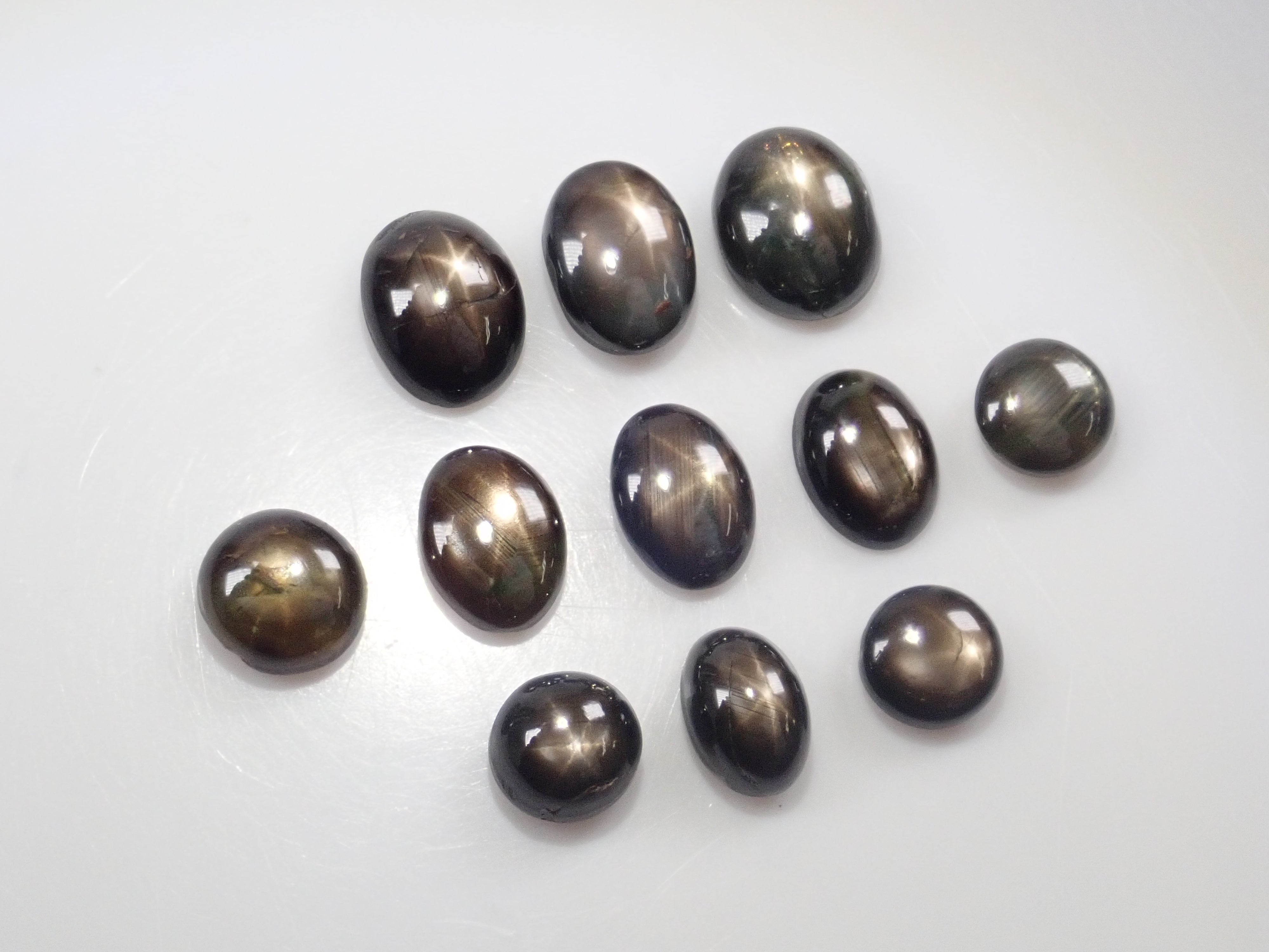 Limited to 13 stones: 1 black star sapphire loose stone (including 2 8-line star sapphires) Multiple purchase discounts available