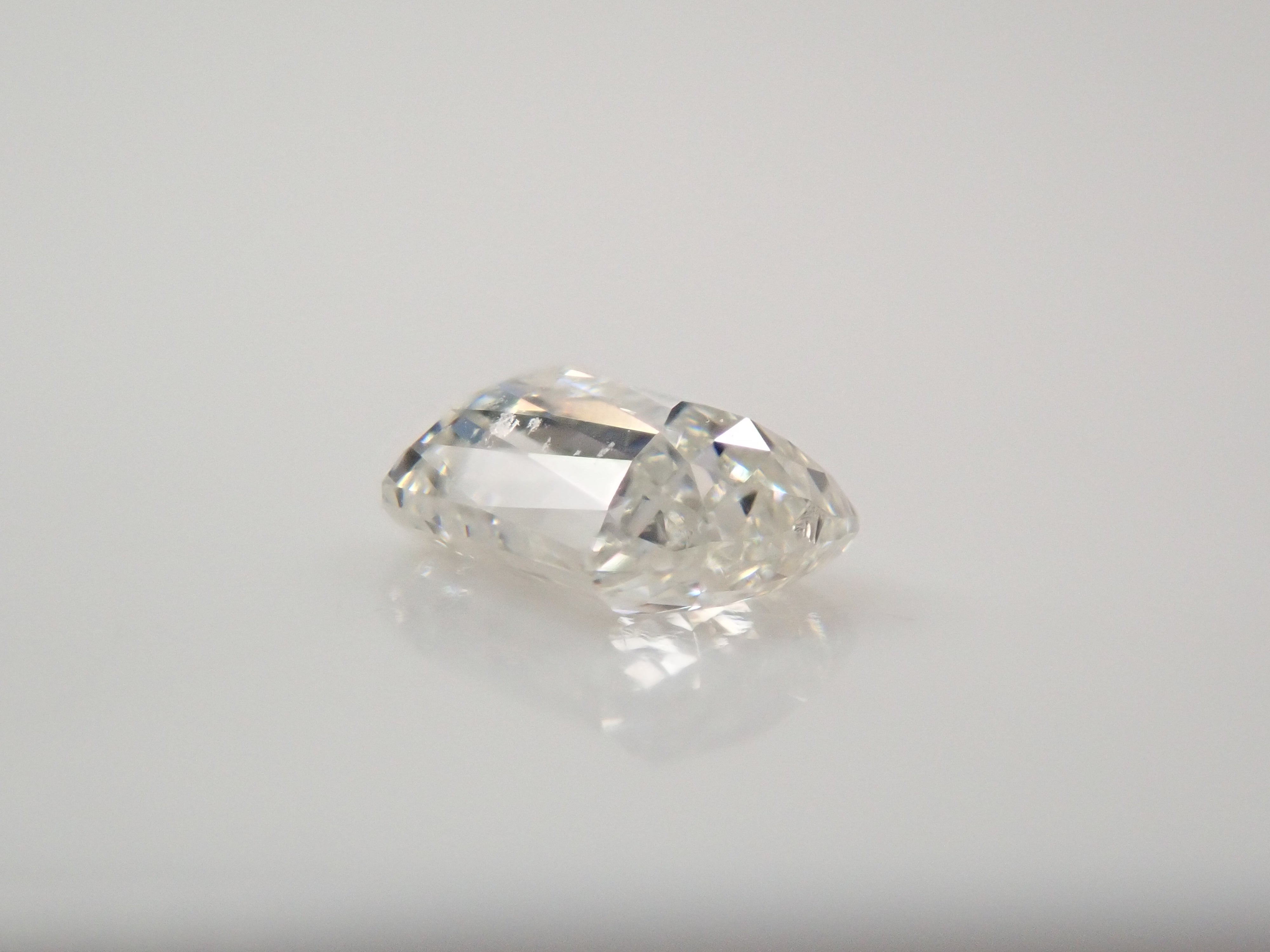 【32501804掲載】ダイヤモンド 0.185ctルース(I, SI1)