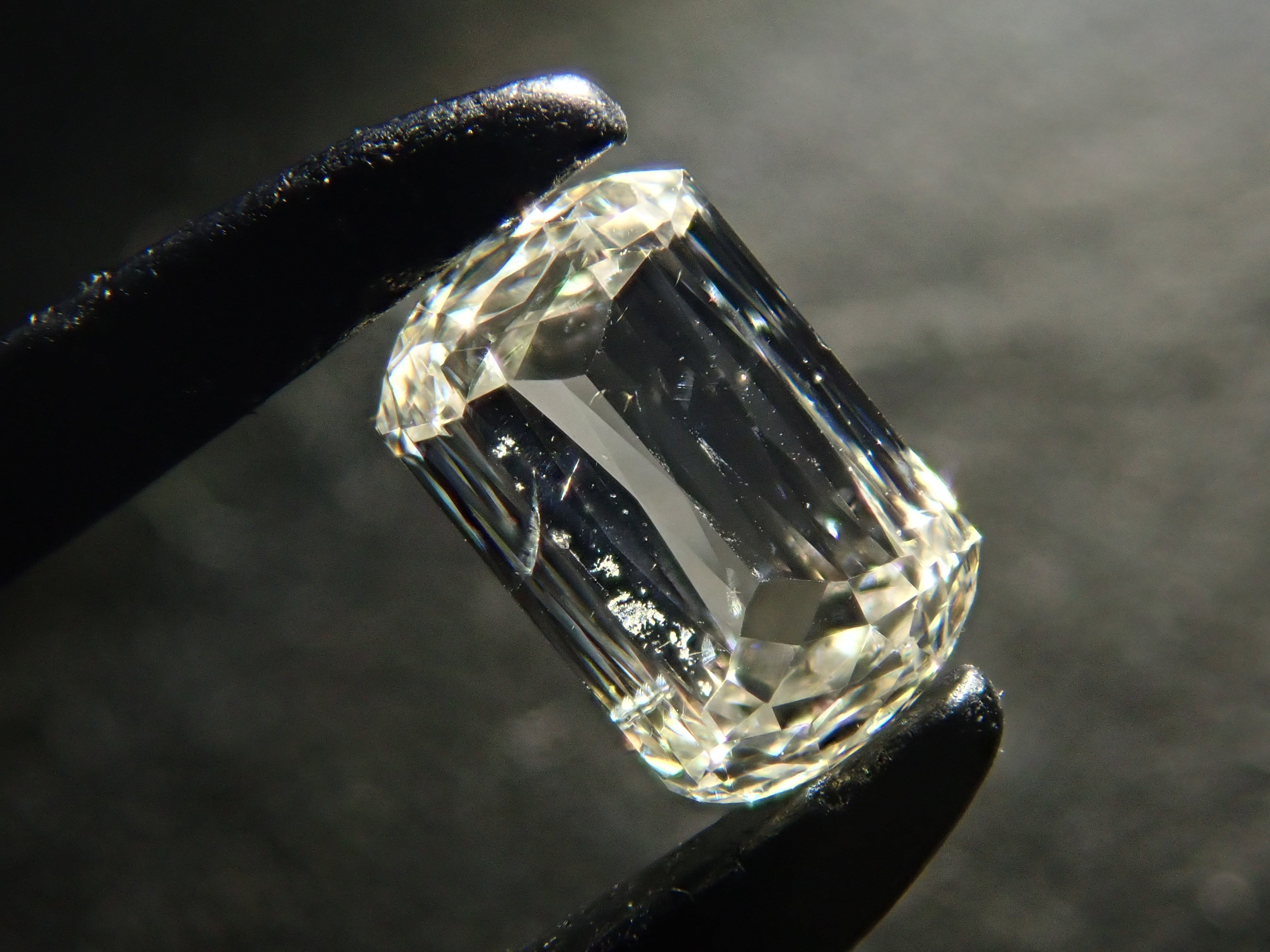 【32501804掲載】ダイヤモンド 0.185ctルース(I, SI1)