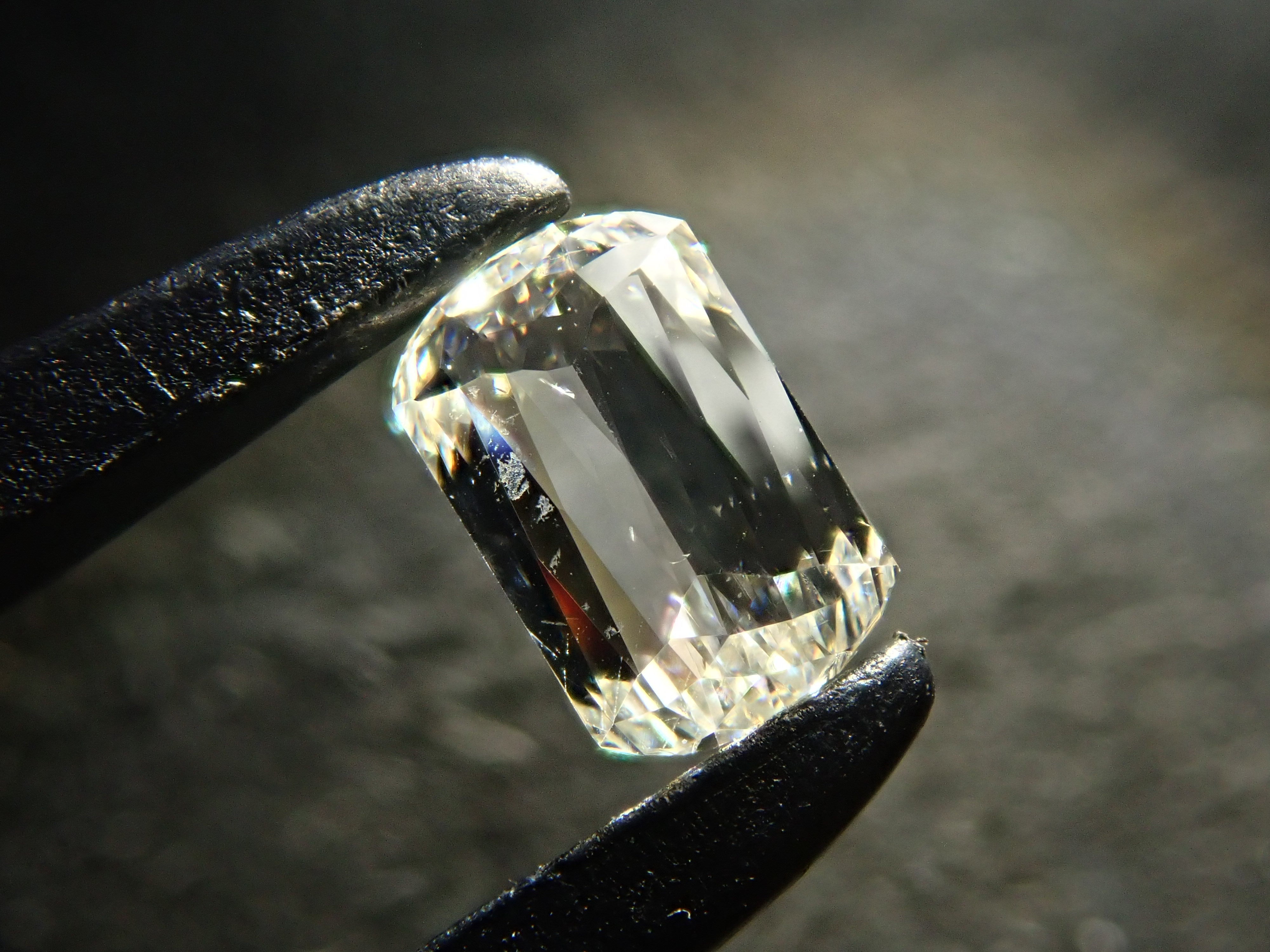 【32501804掲載】ダイヤモンド 0.185ctルース(I, SI1)