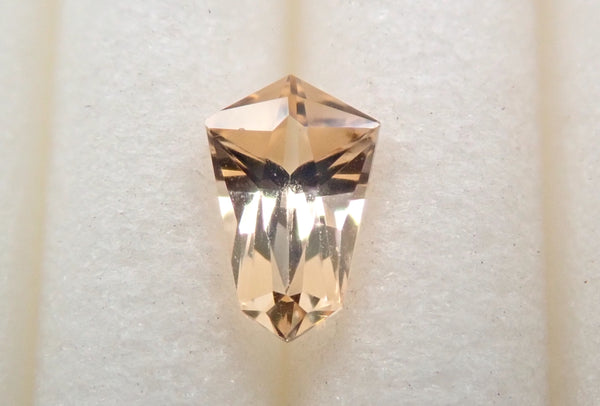 [On sale 3/31 at 10pm] Brazilian Imperial Topaz 0.153ct Loose