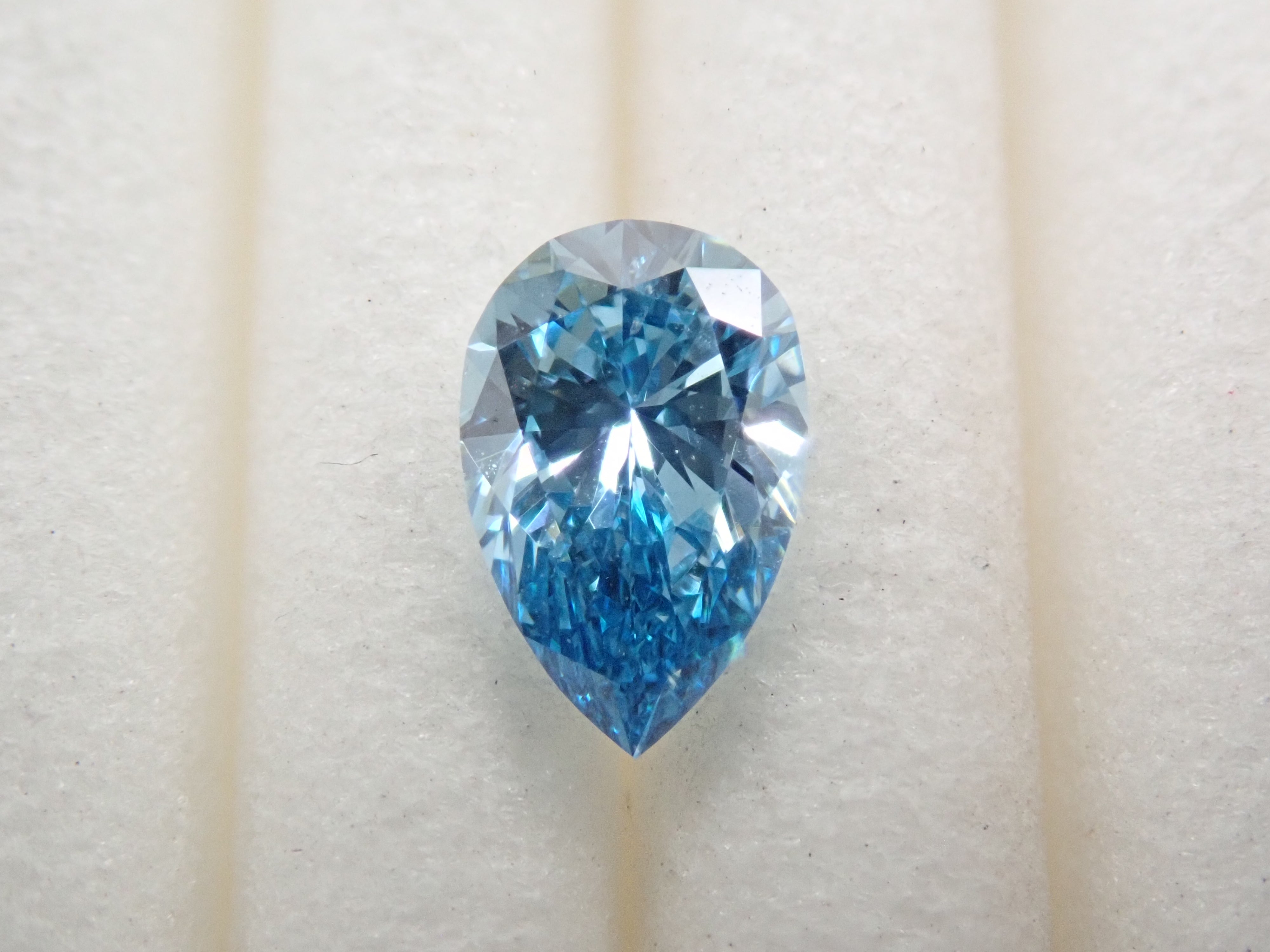 Lab-grown Blue Diamond (Synthetic Blue Diamond) 0.300ct Loose (FANCY VIVID  BLUE, VS-2)