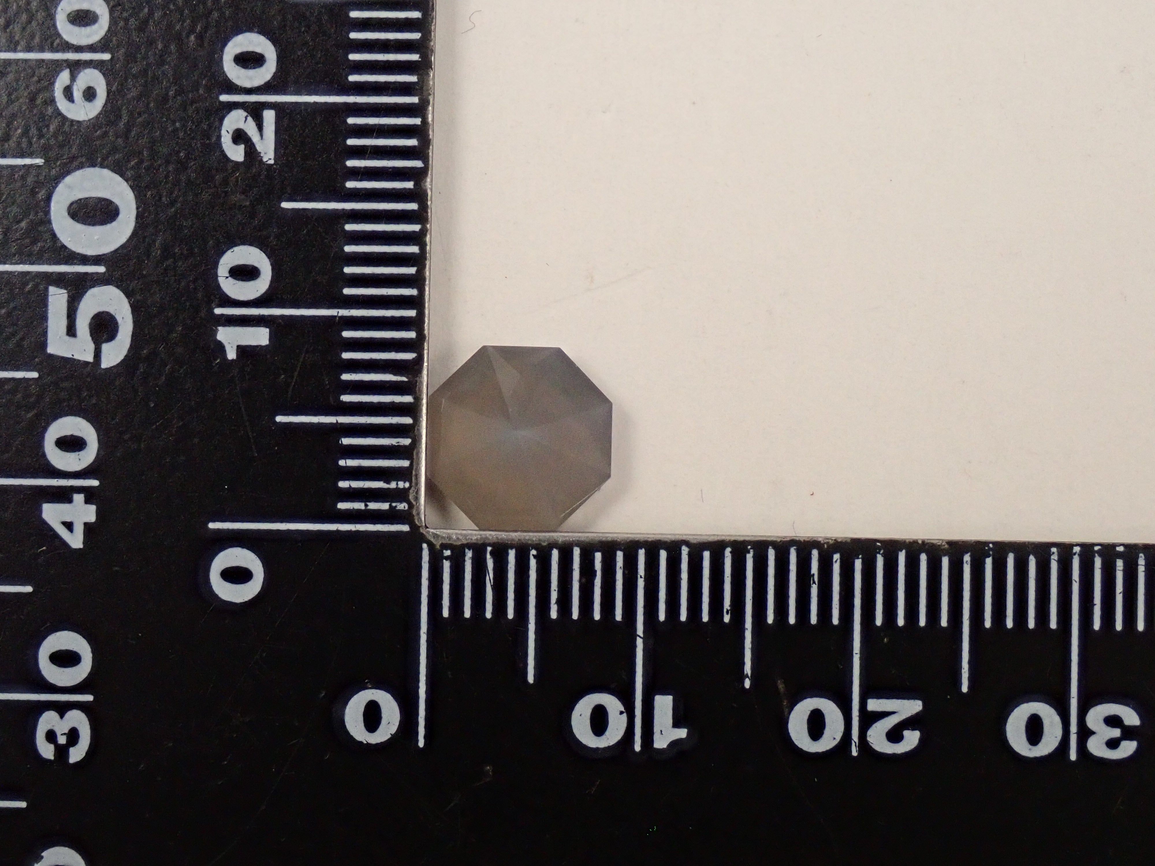 【12562104掲載】ブラックムーンストーン 1.871ctルース