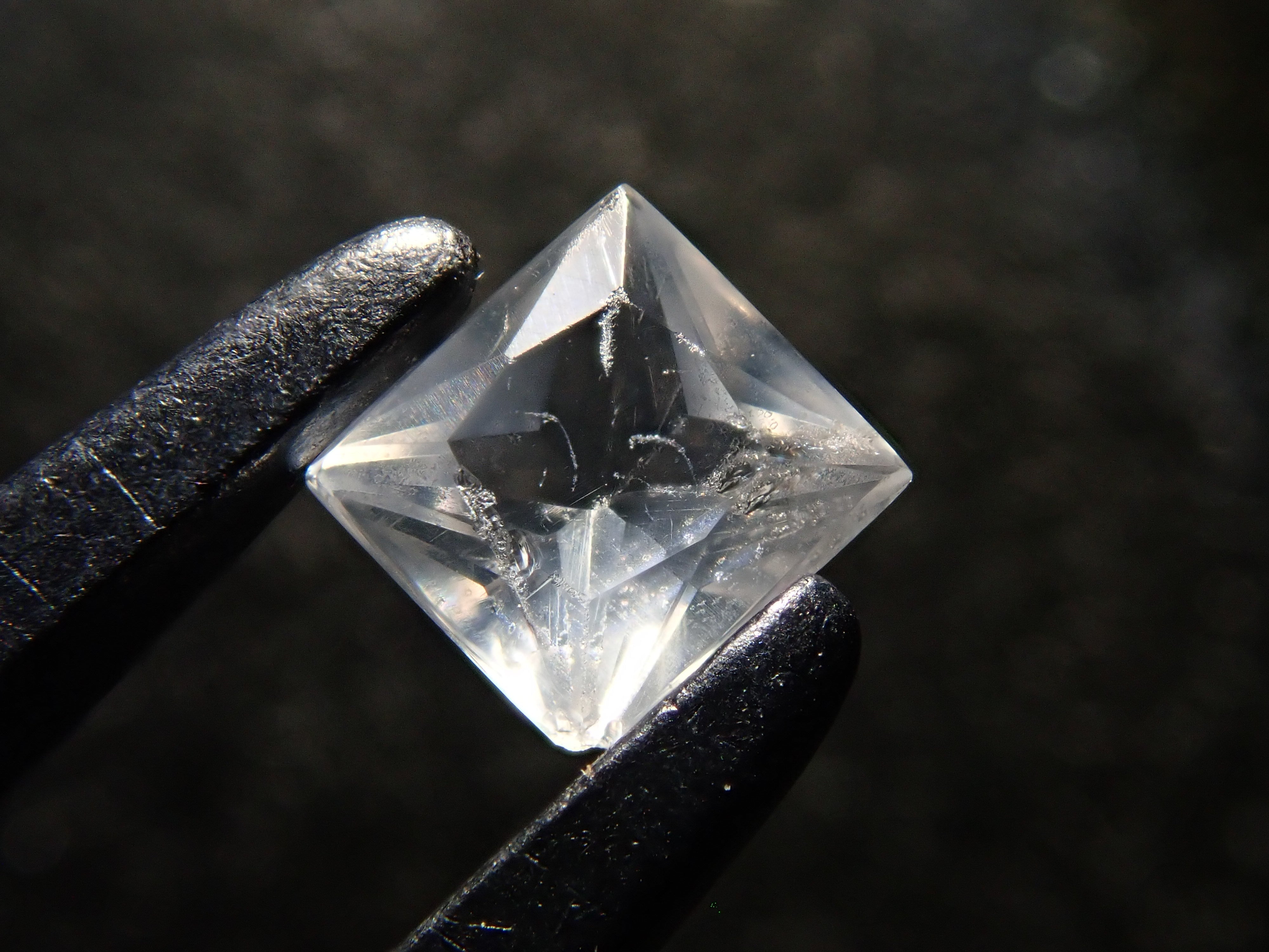 メキシコ産メキシコ産ニフォントバイト 0.151ctルース