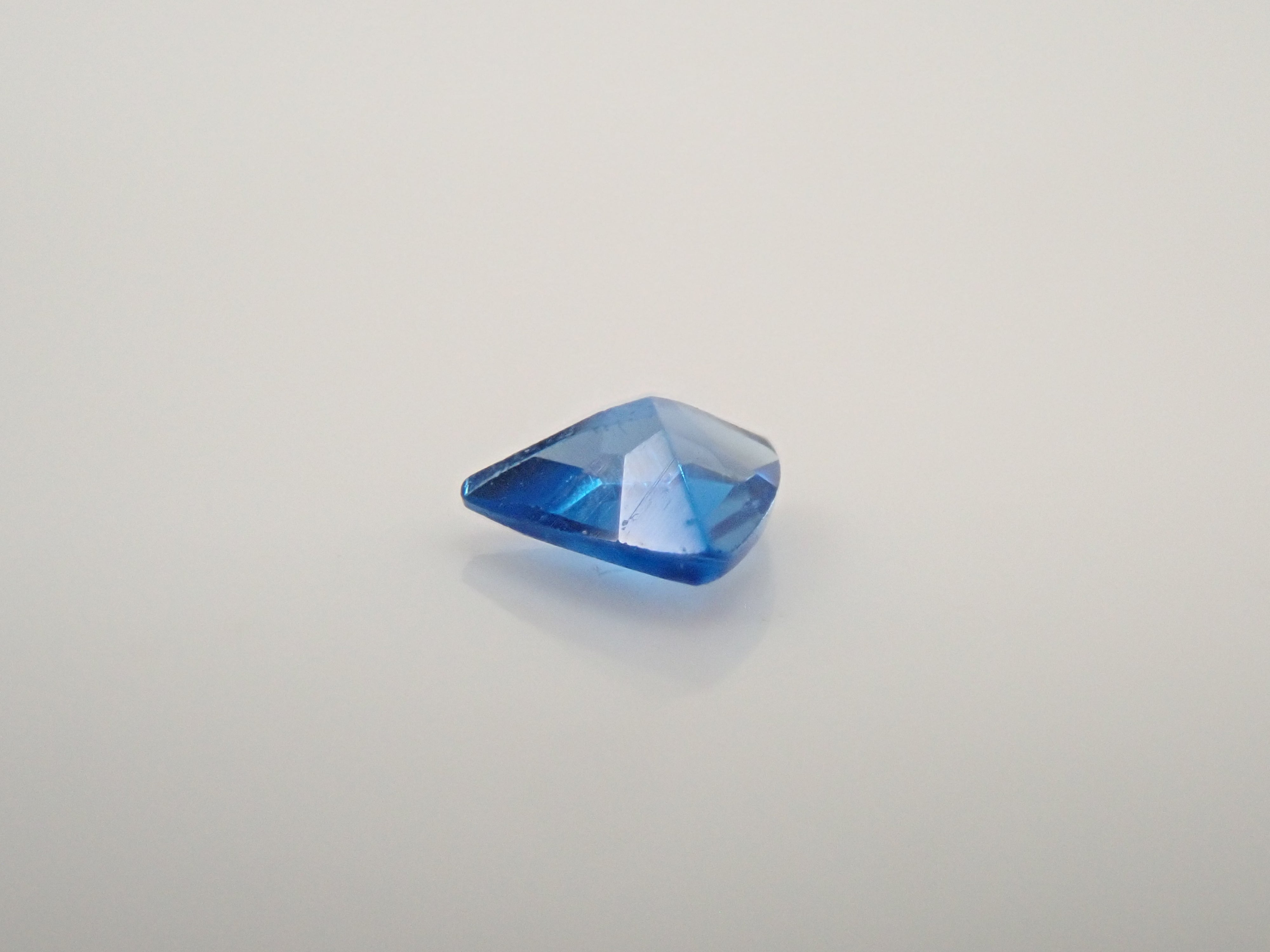 【12562387掲載】ラズライト（天藍石） 0.030ctルース