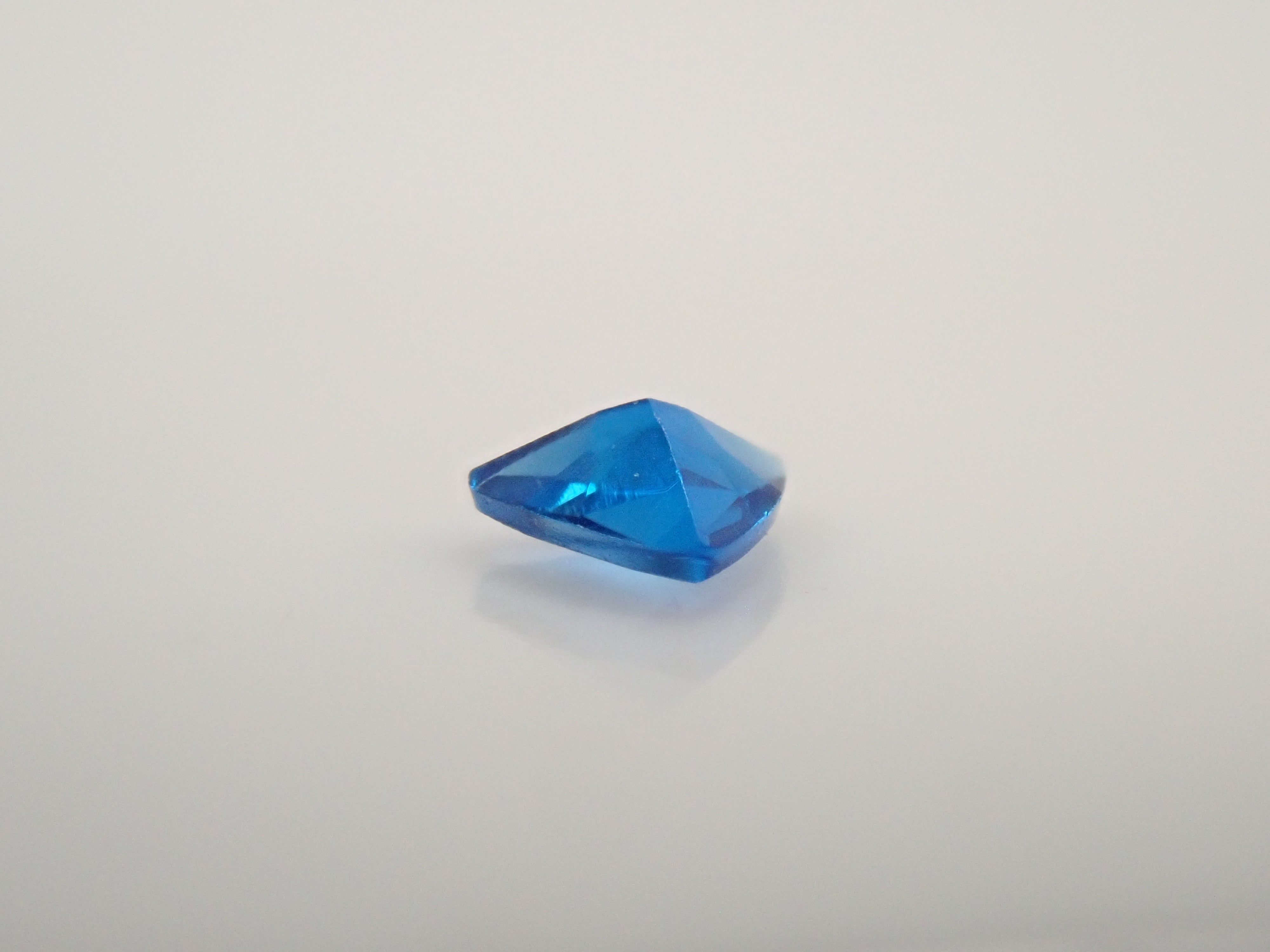 【12562387掲載】ラズライト（天藍石） 0.030ctルース