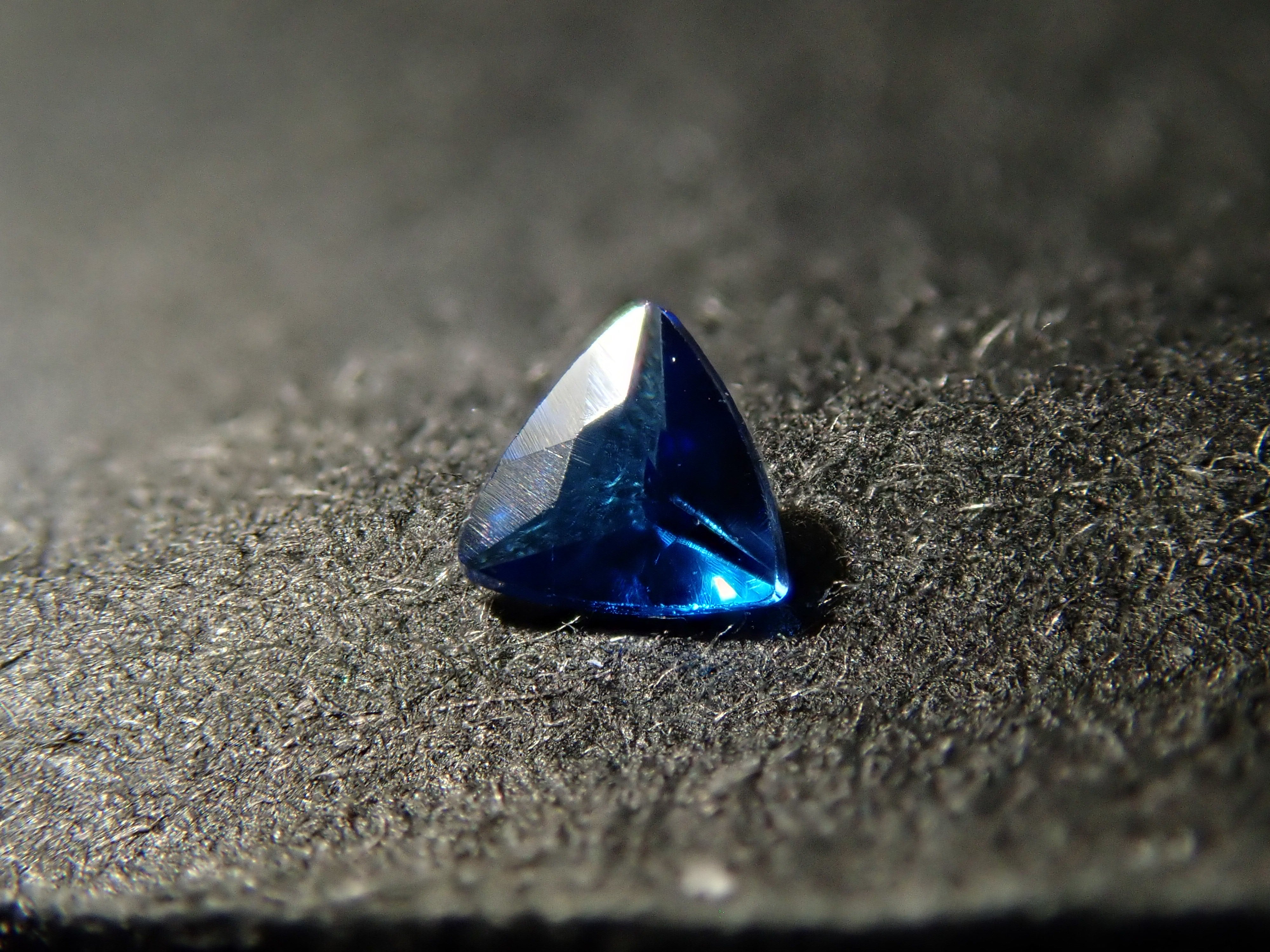 【12562387掲載】ラズライト（天藍石） 0.030ctルース