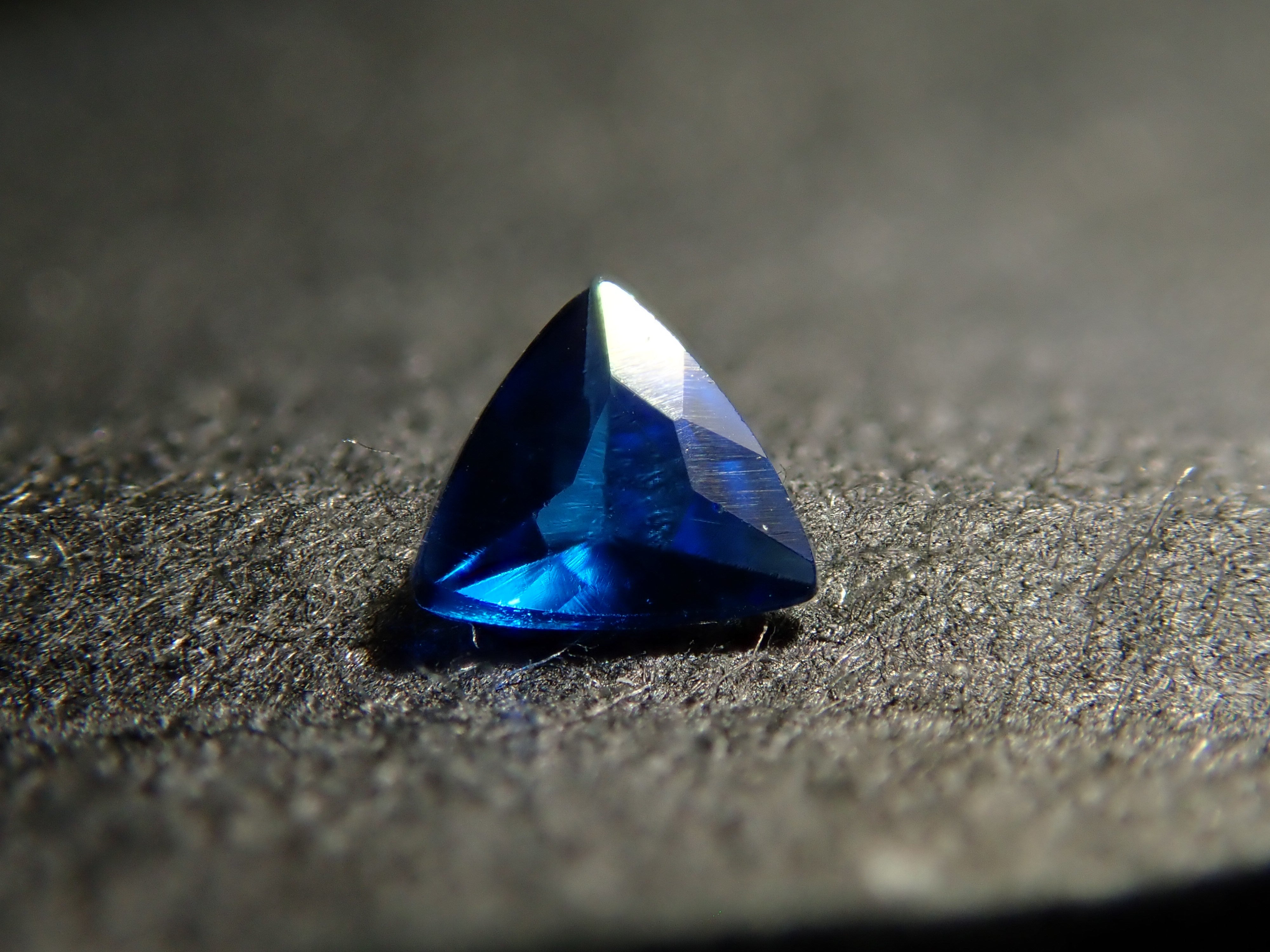 【12562387掲載】ラズライト（天藍石） 0.030ctルース