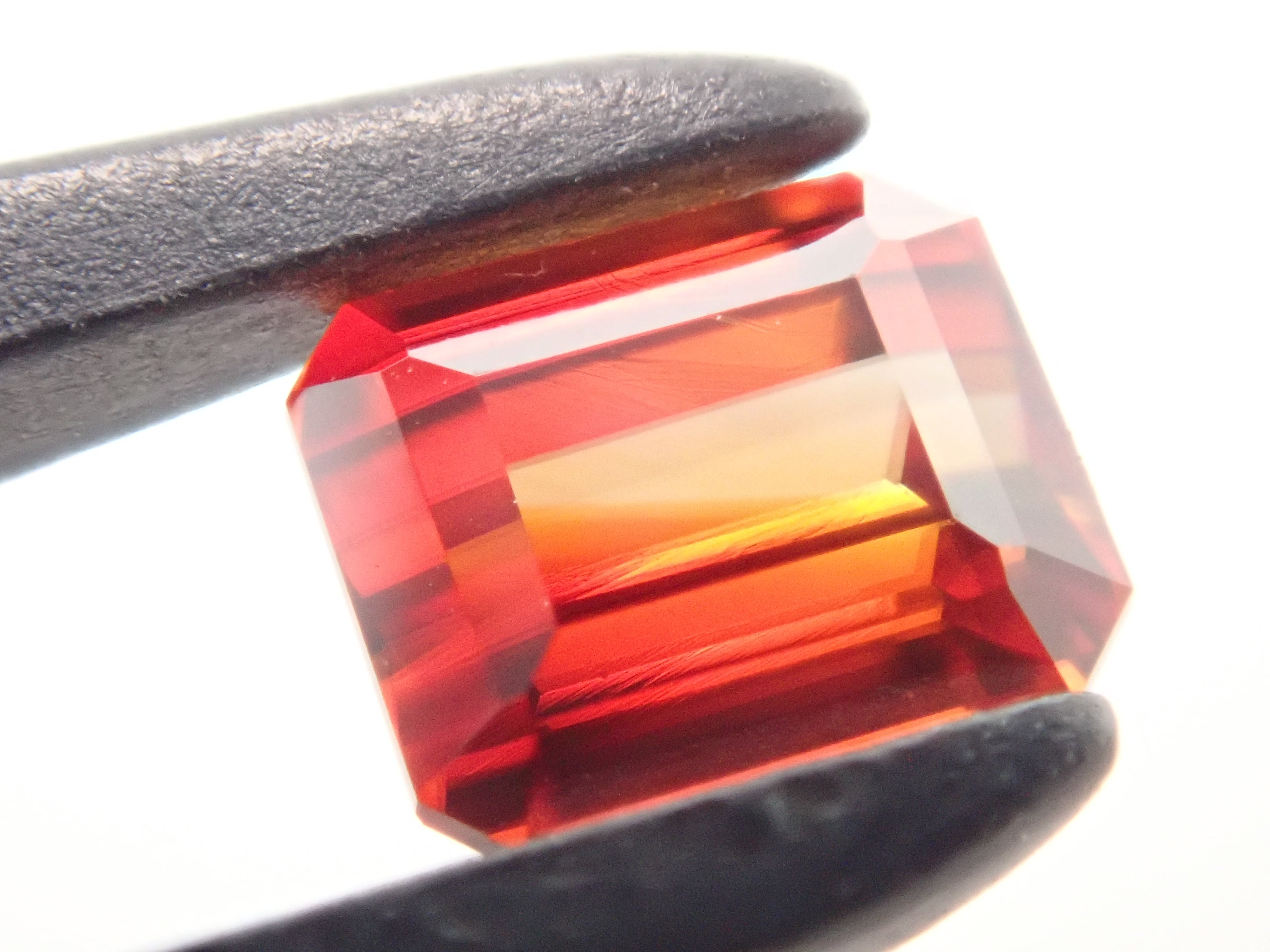 【12562588掲載】キャシテライト 0.868ctルース