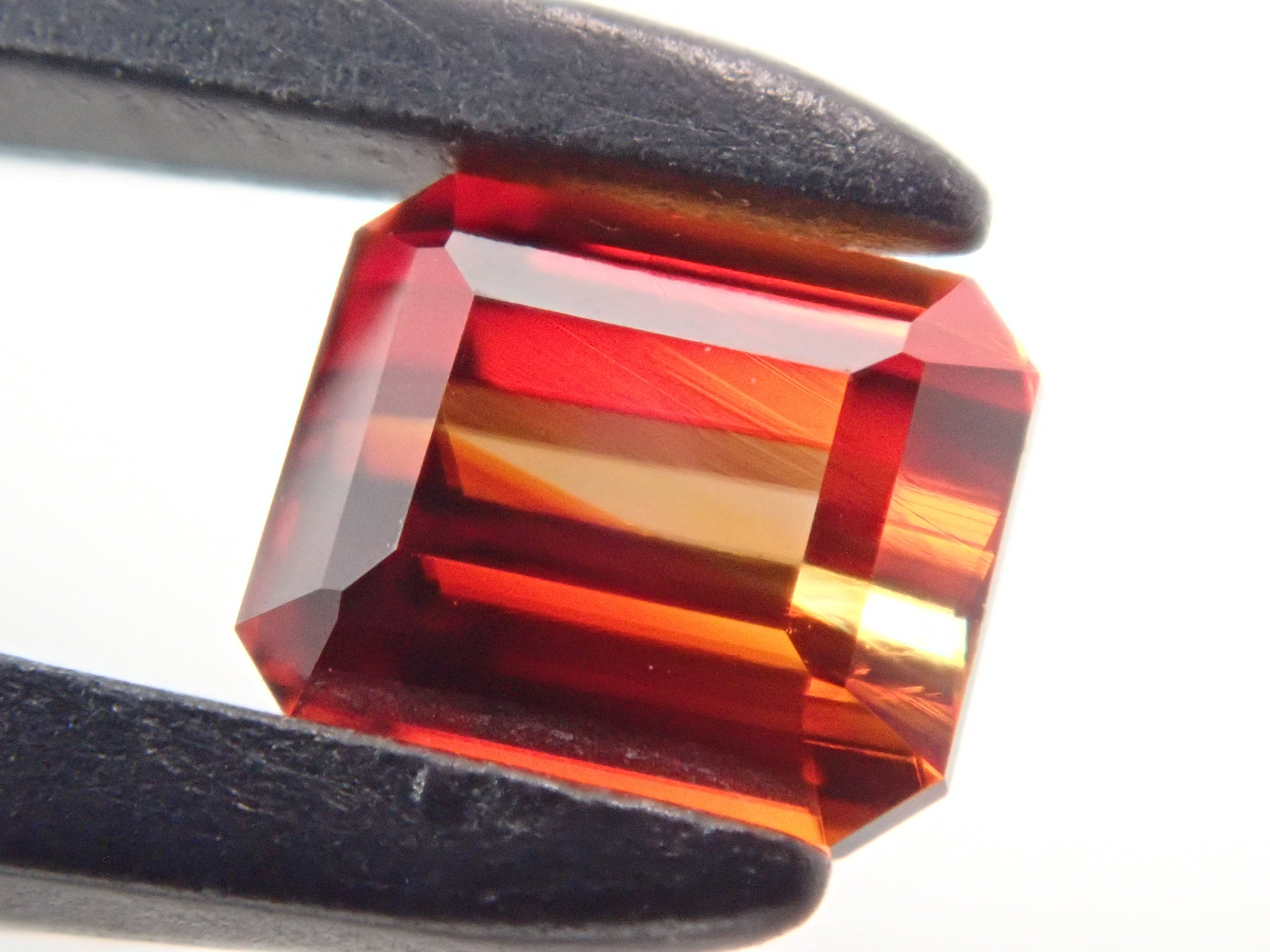 【12562588掲載】キャシテライト 0.868ctルース