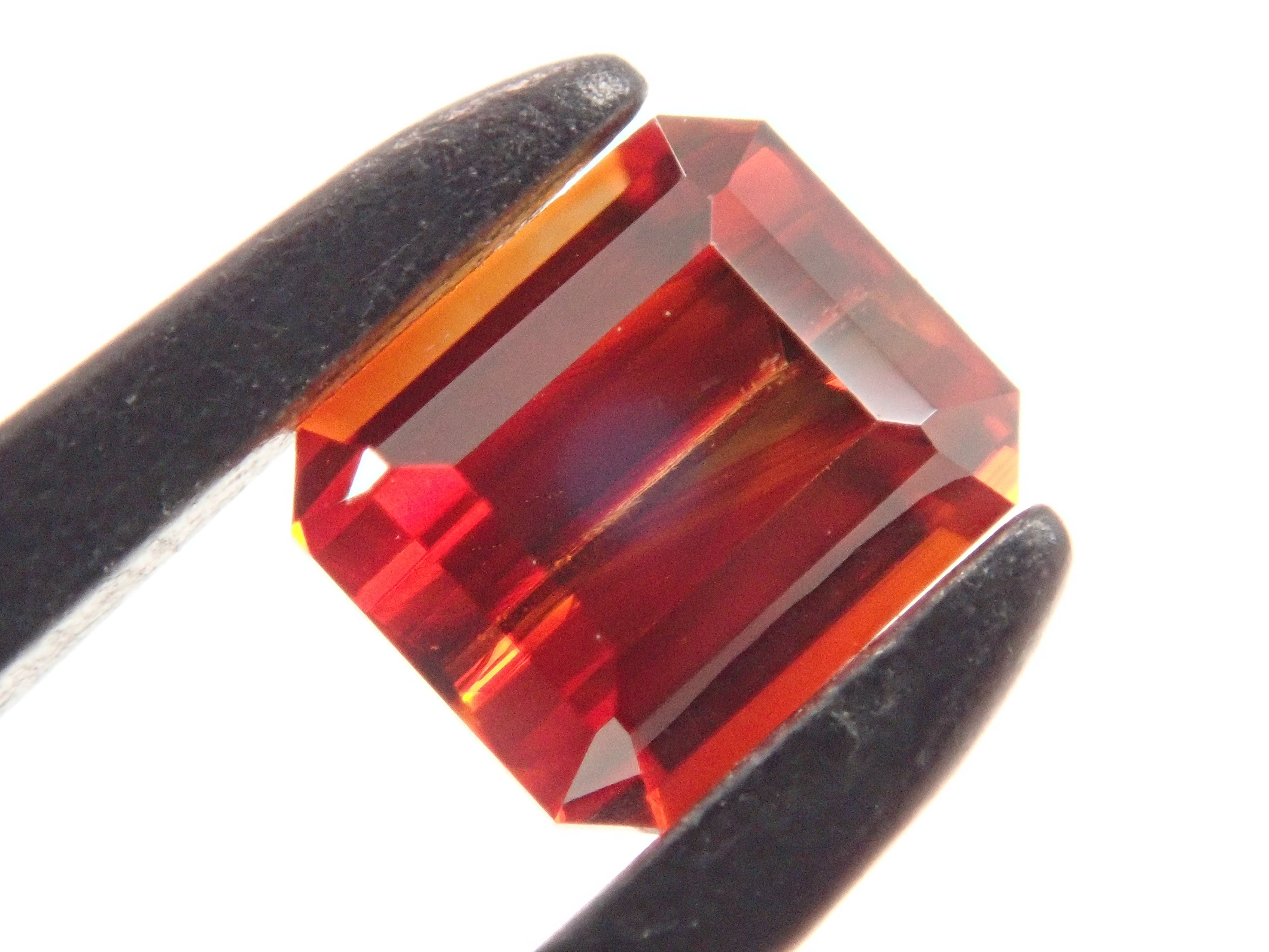 【12562588掲載】キャシテライト 0.868ctルース