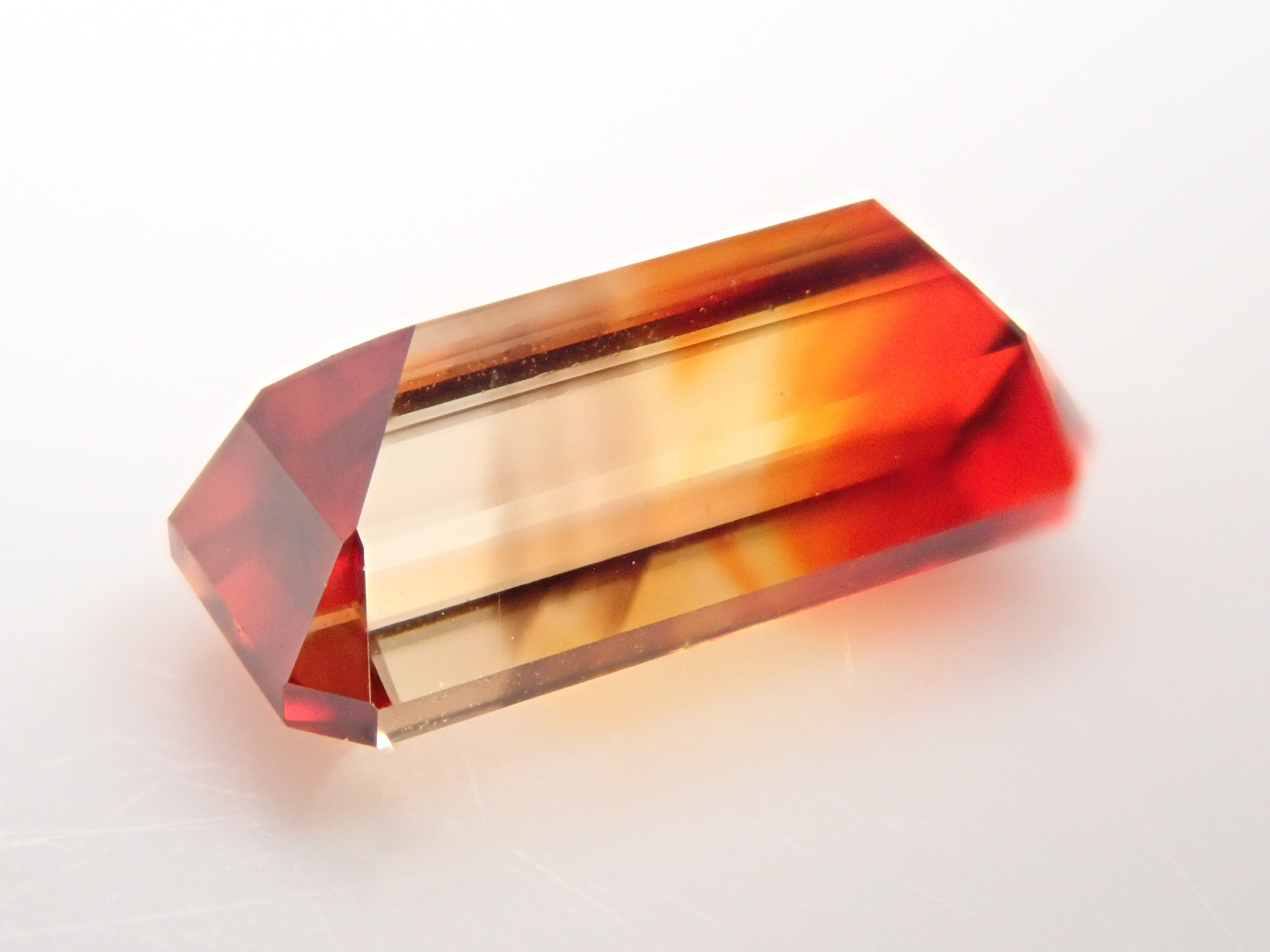 【12562589掲載】キャシテライト 1.069ctルース