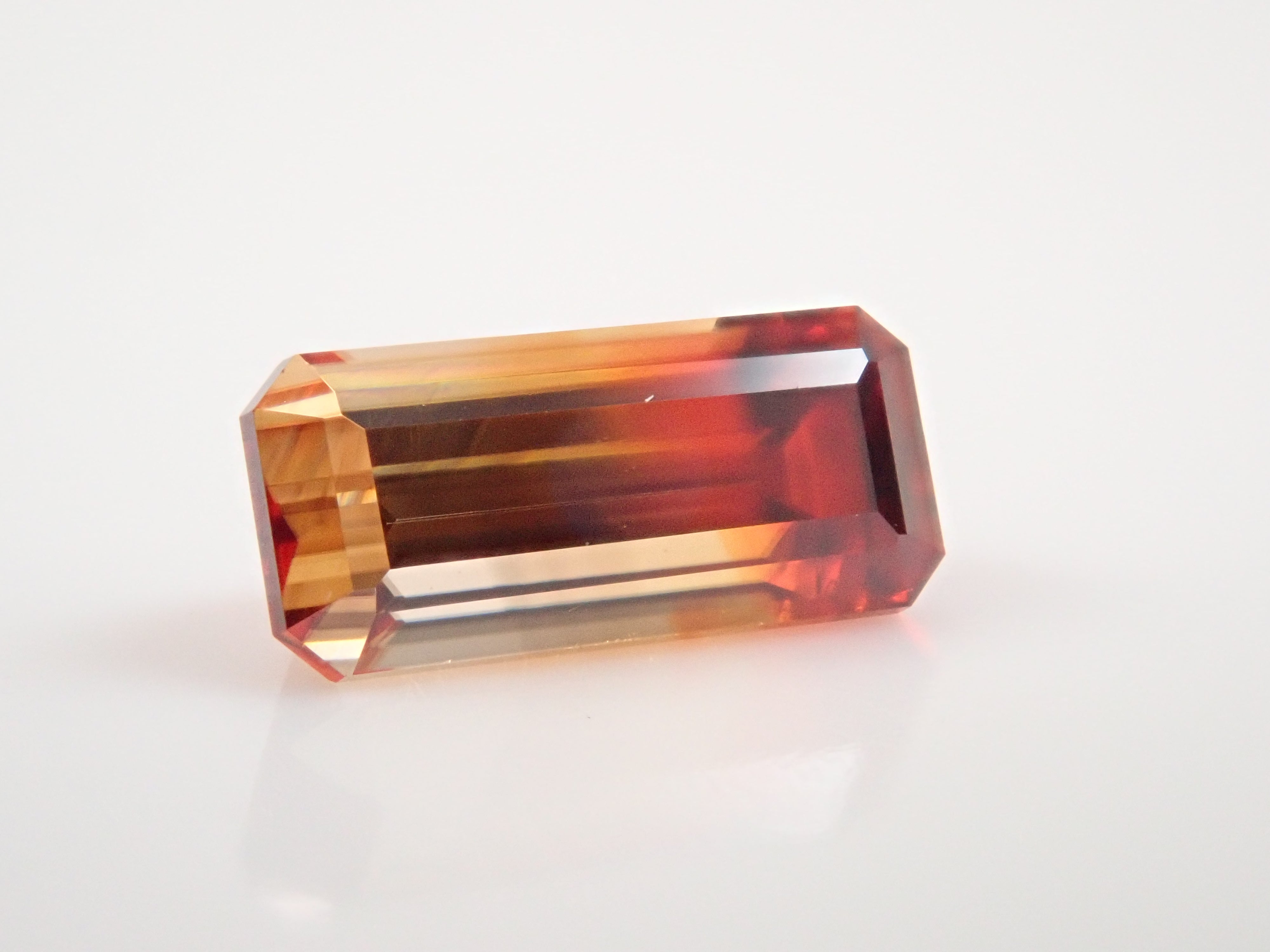 【12562589掲載】キャシテライト 1.069ctルース