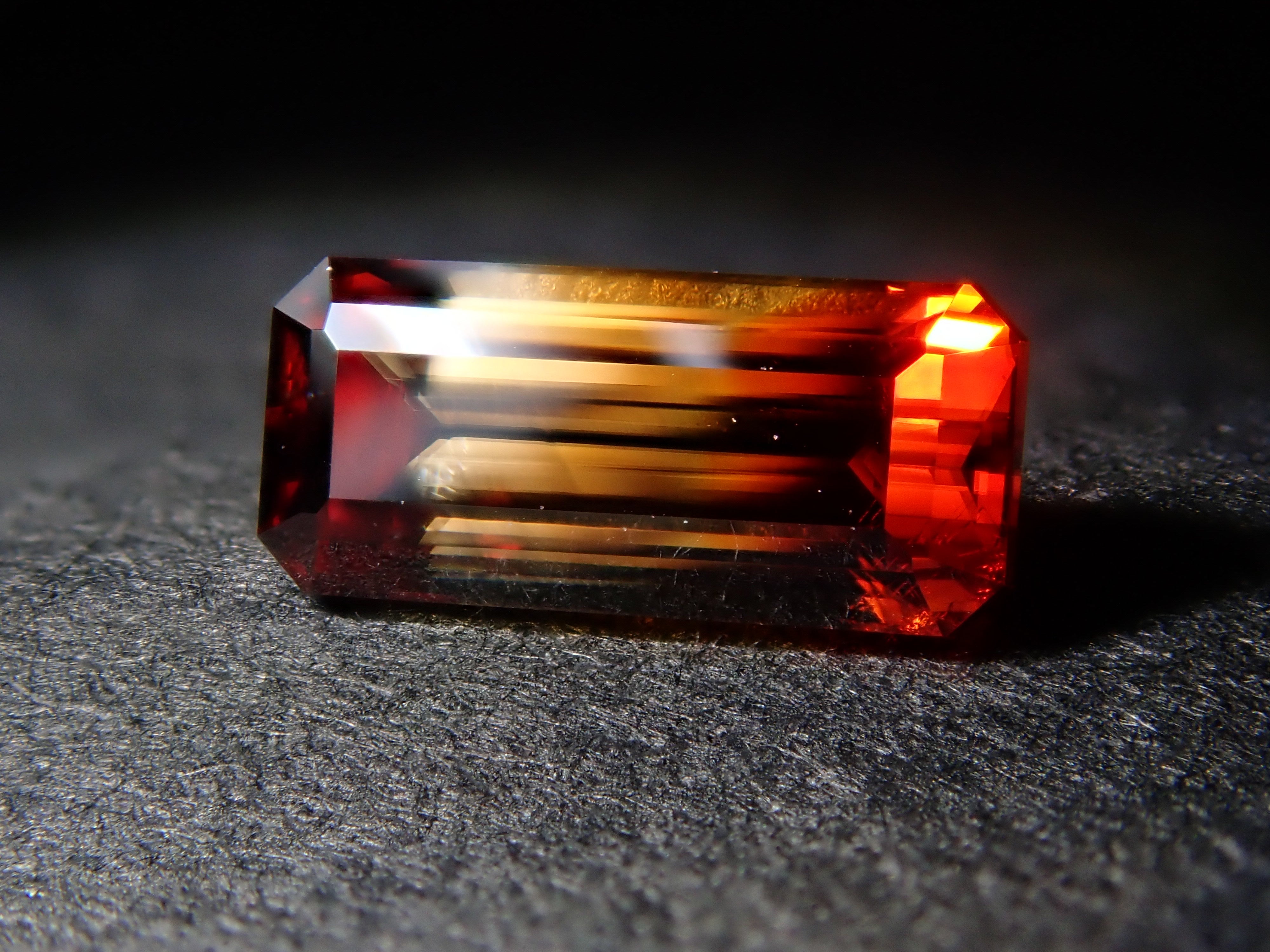 【12562589掲載】キャシテライト 1.069ctルース