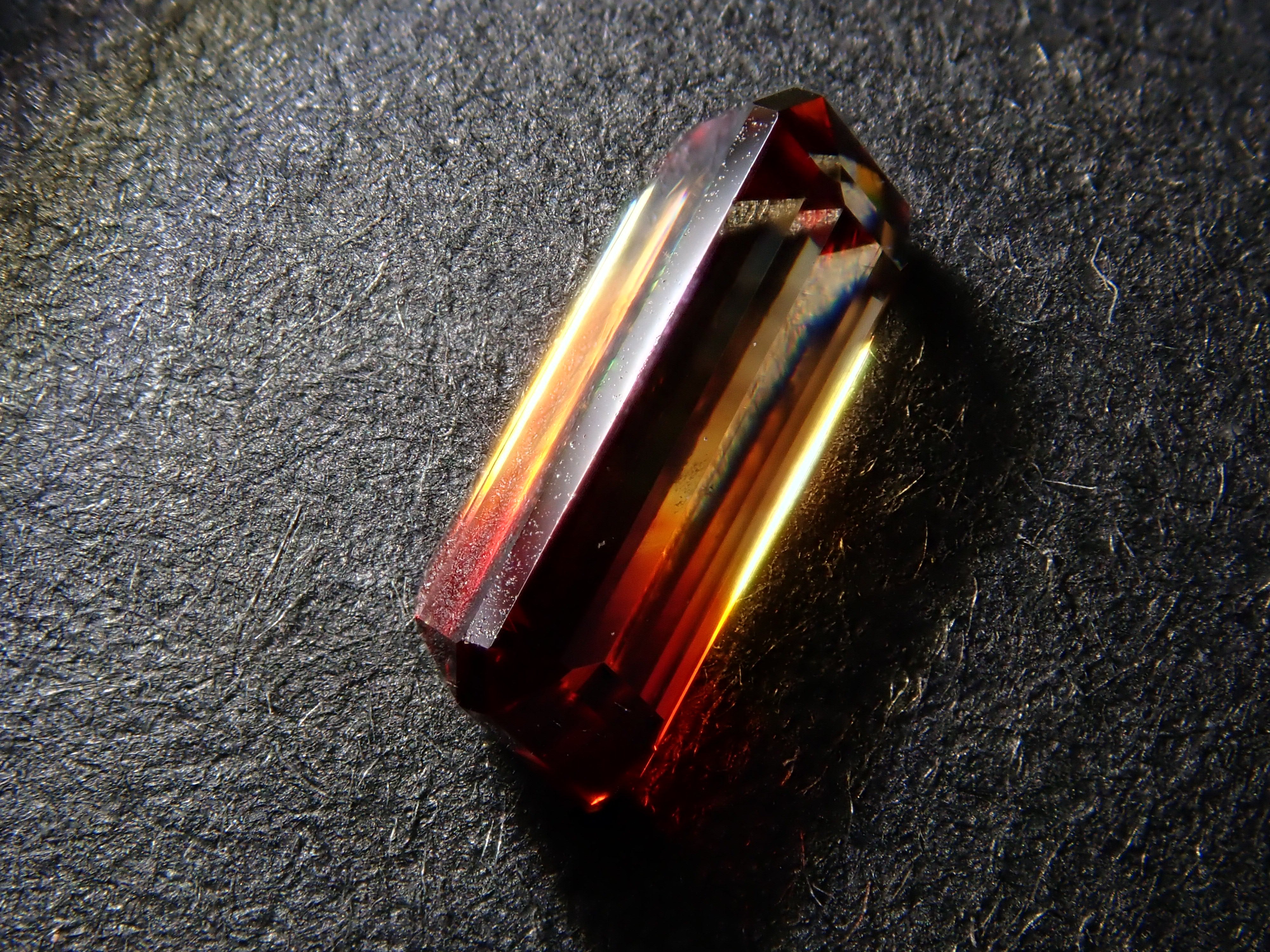 【12562589掲載】キャシテライト 1.069ctルース