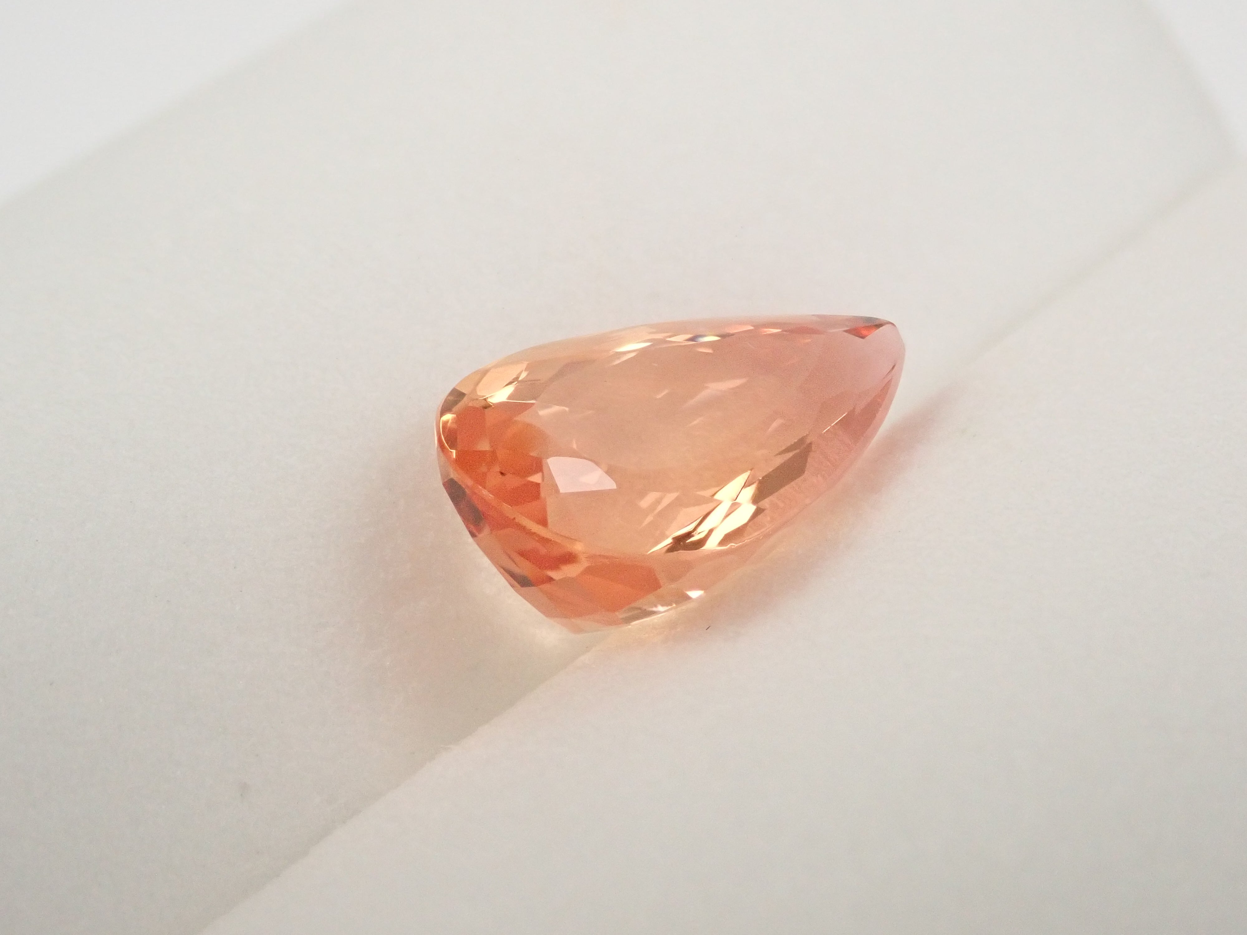 【12562595掲載】ブラジル産インペリアルトパーズ 3.999ctルース