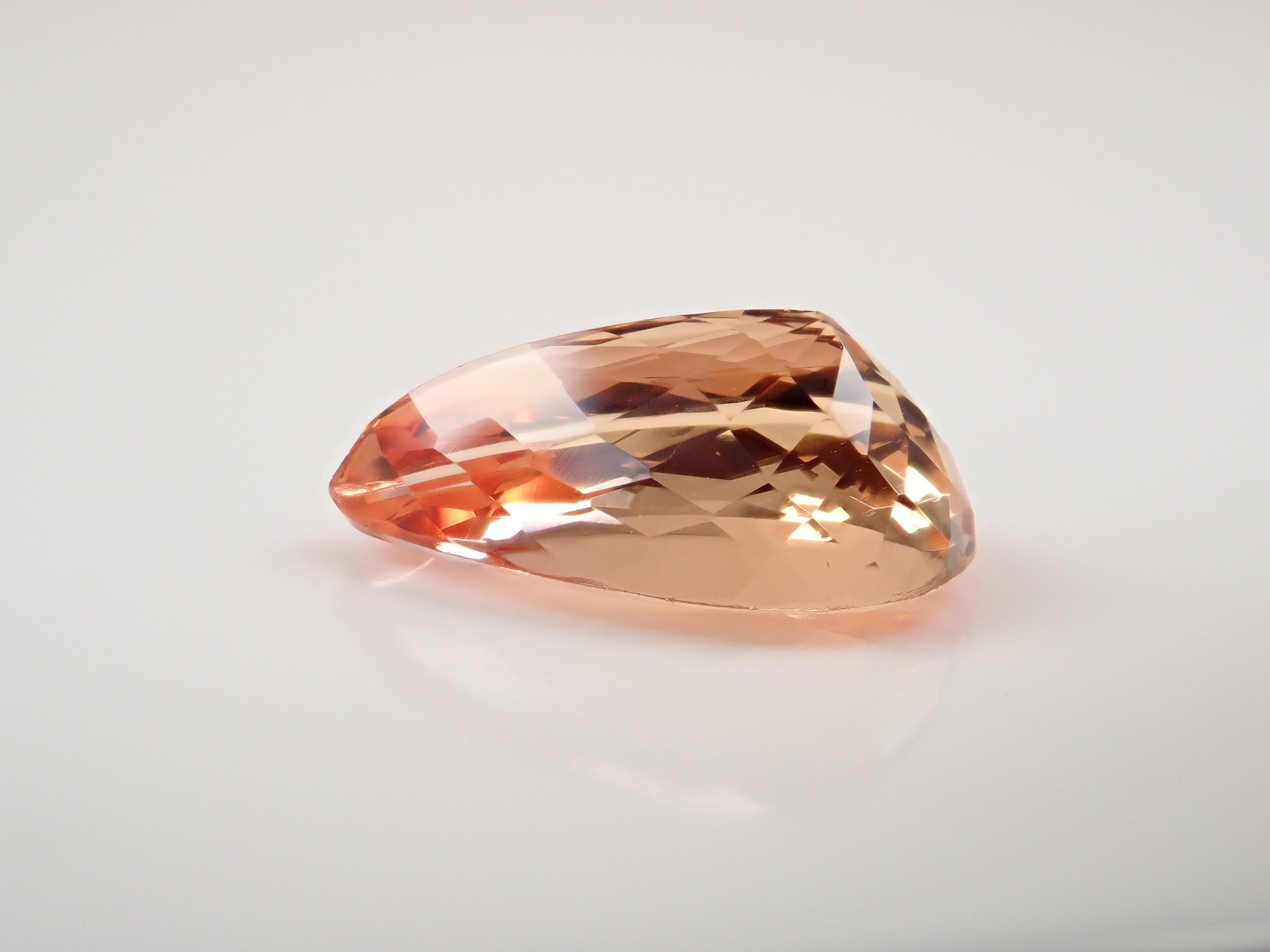 【12562595掲載】ブラジル産インペリアルトパーズ 3.999ctルース