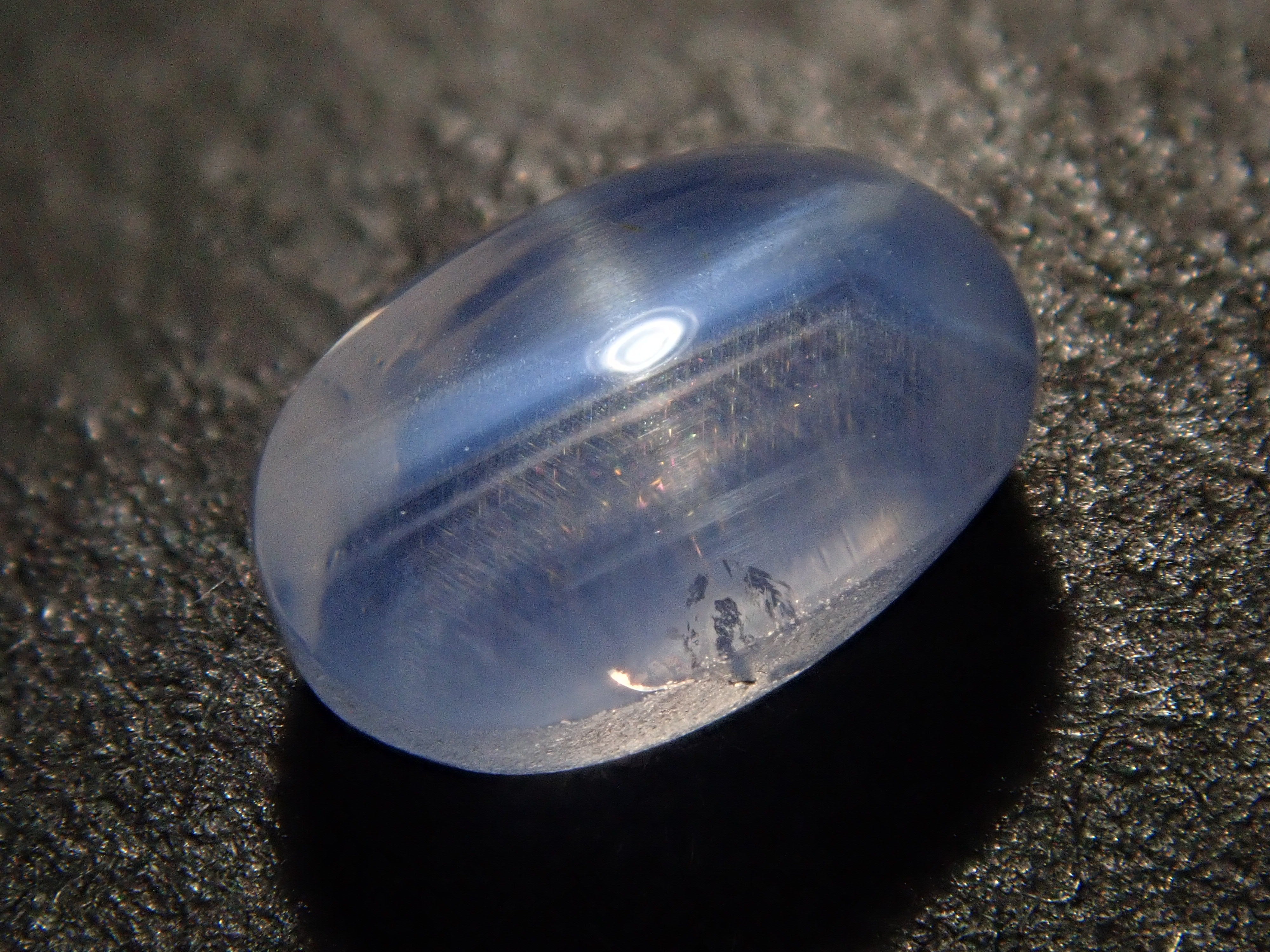 【12562506掲載】スリランカ産非加熱スターサファイア 1.016ctルース