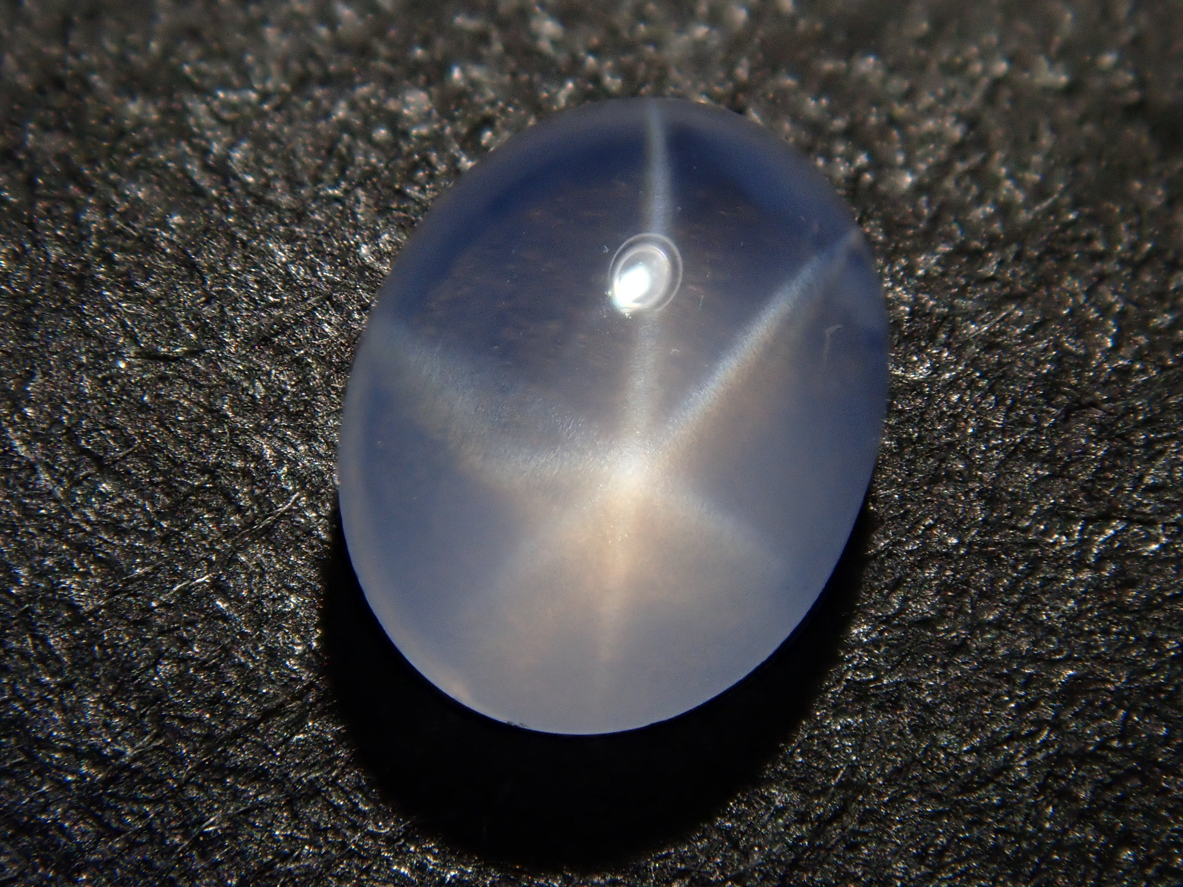 【12562517掲載】スリランカ産非加熱スターサファイア 0.450ctルース