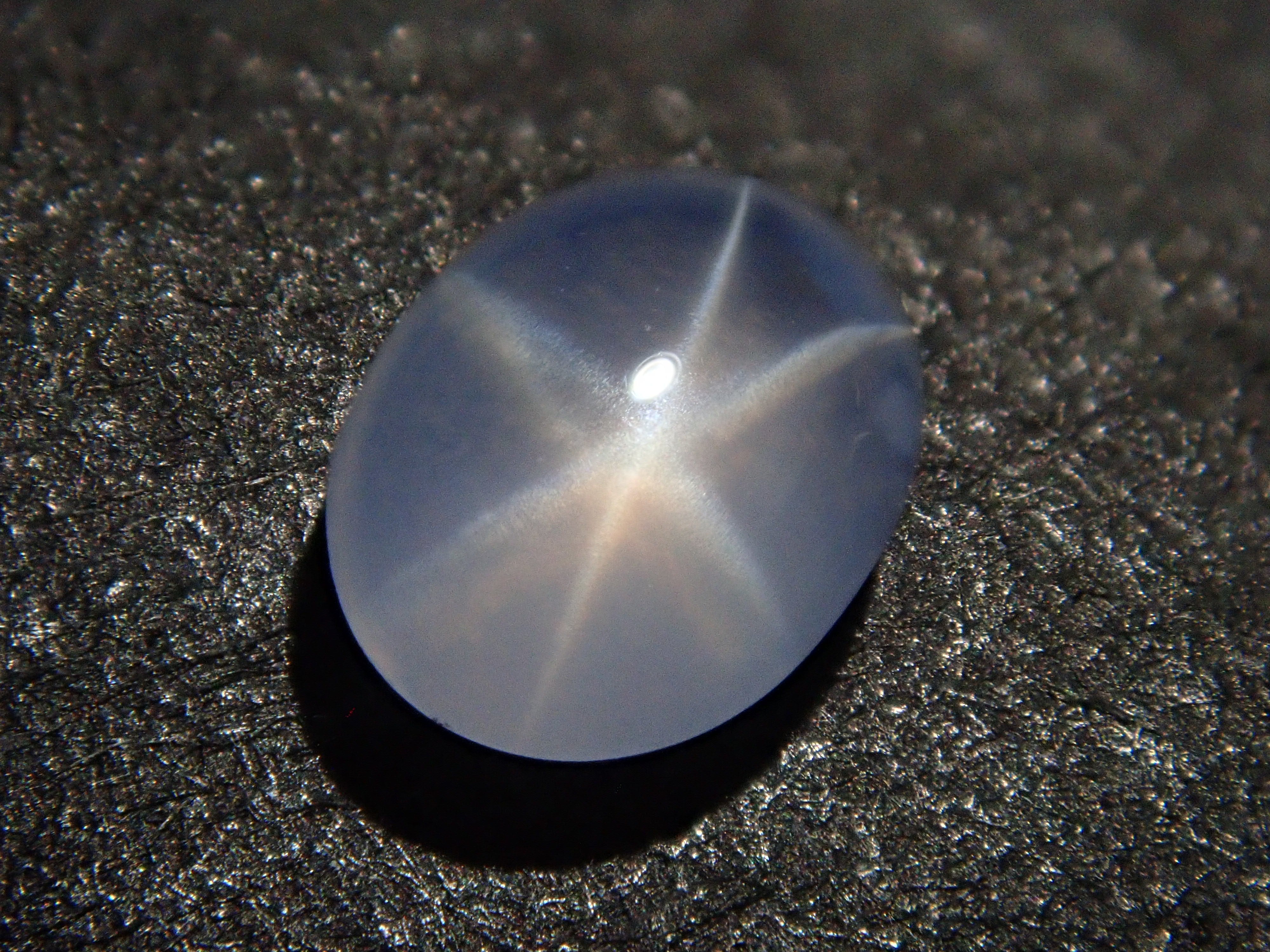 【12562517掲載】スリランカ産非加熱スターサファイア 0.450ctルース