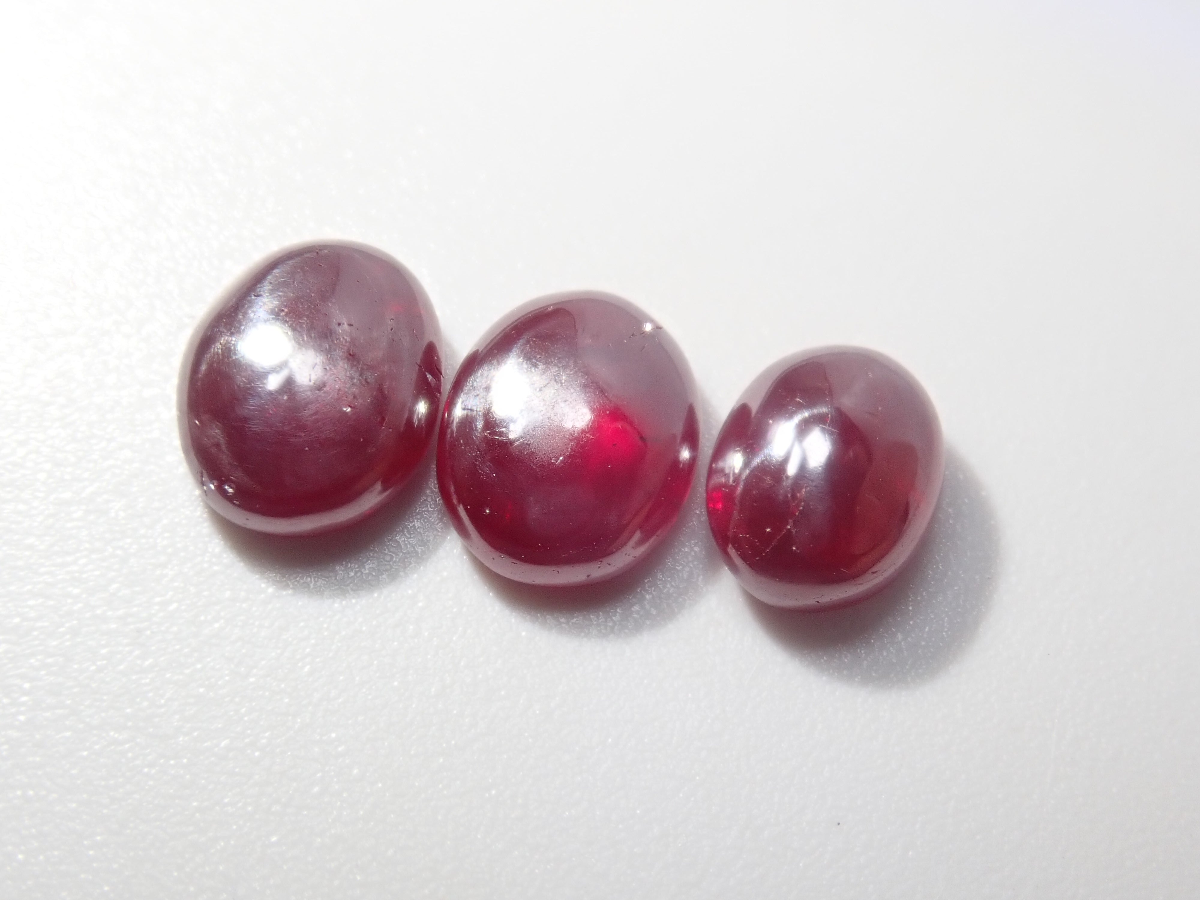 《Limited to 3 stones》Yunnan Cinnabar 1-Stone Loose Gemstone (Avg. 1.55ct, All stones with certificate)《Multiple purchase discount available》