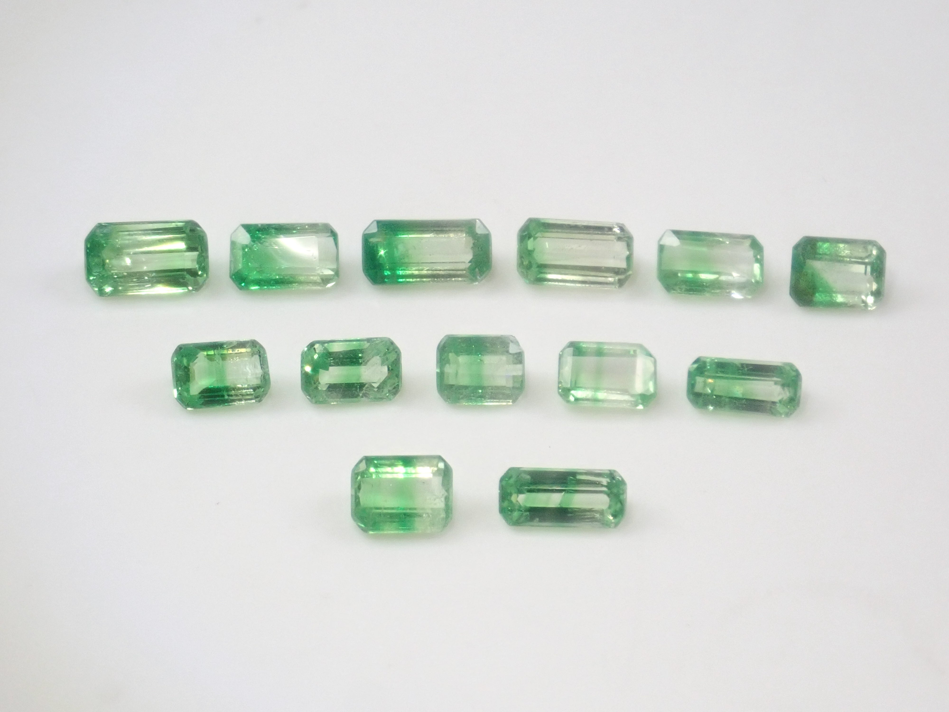 【4/12  22時販売】《限定13石・ツーソン新着》通常29,800円含むケニア産バイカラーグロッシュラーガーネット　平均0.63ct ツーソン新着《複数購入割引有》