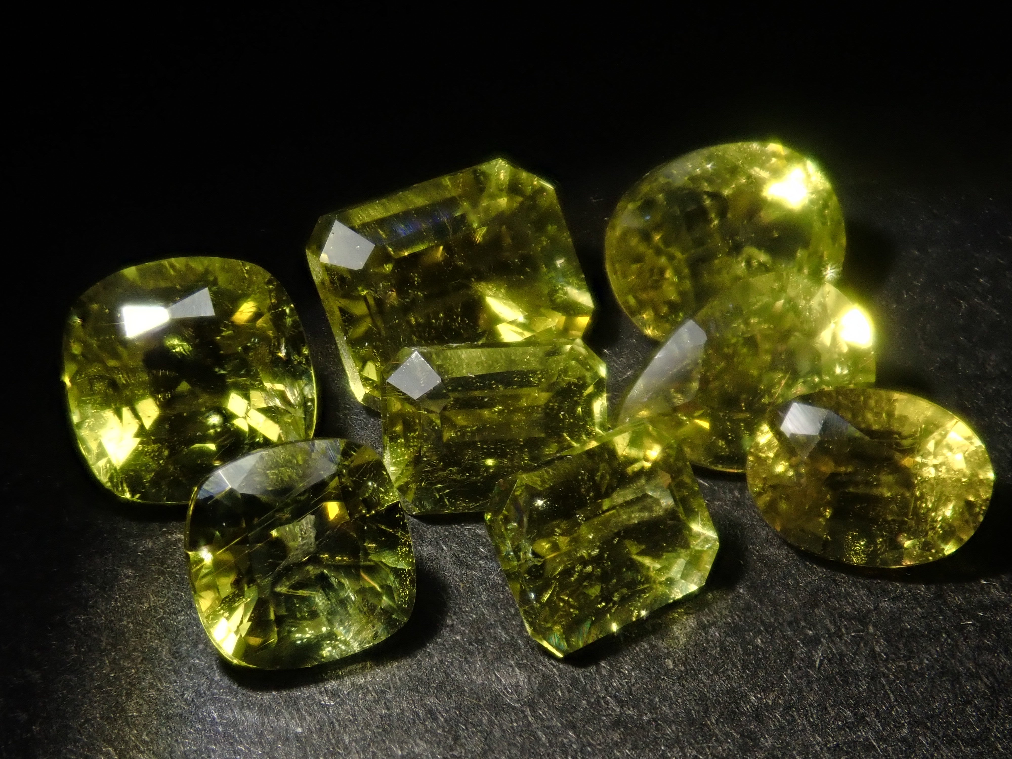 【4/11  22時販売】《ツーソン新着・限定8石》ザンビア産カナリーイエロートルマリン 平均0.47ct《複数購入割引有》