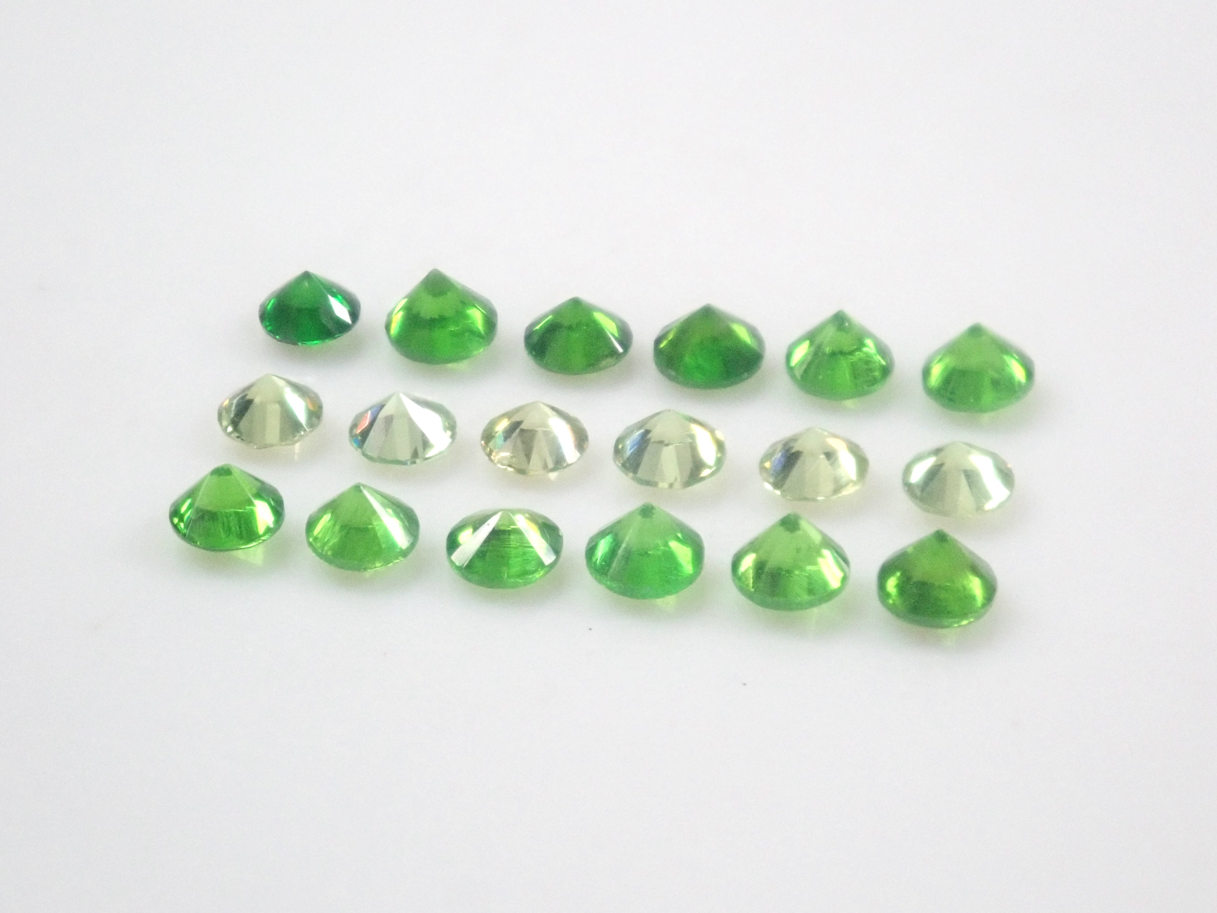 【4/11  22時販売】《限定22石》通常69,800円のロシア産美しいホーステールインクルージョン入り含むデマントイドガーネットガチャ《複数購入割引有》